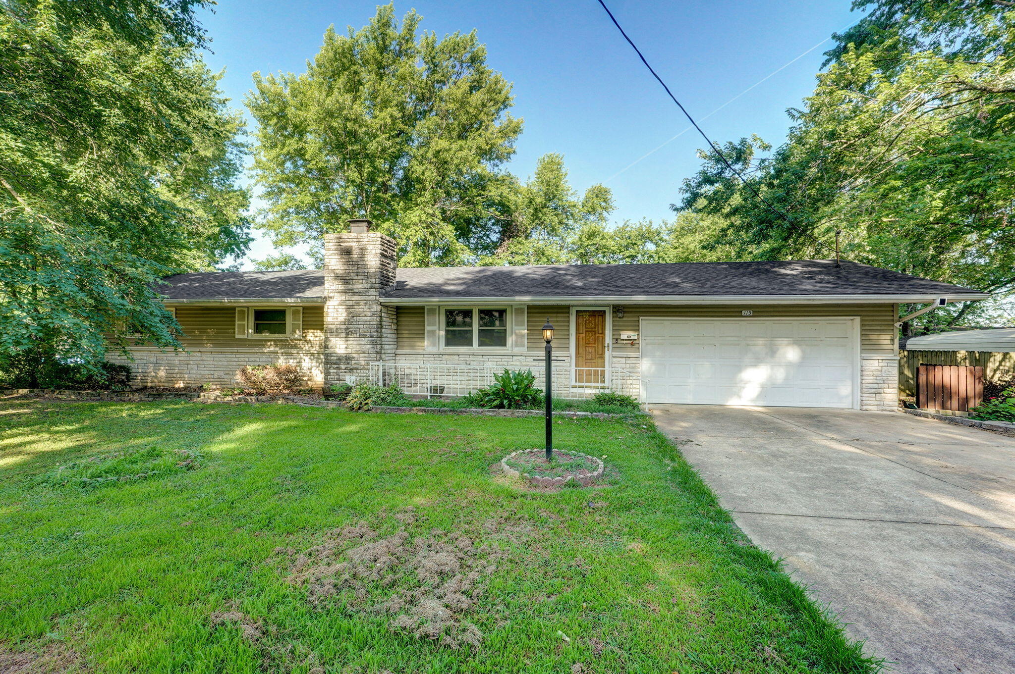 115 North Bonnie Avenue Property Photo 1