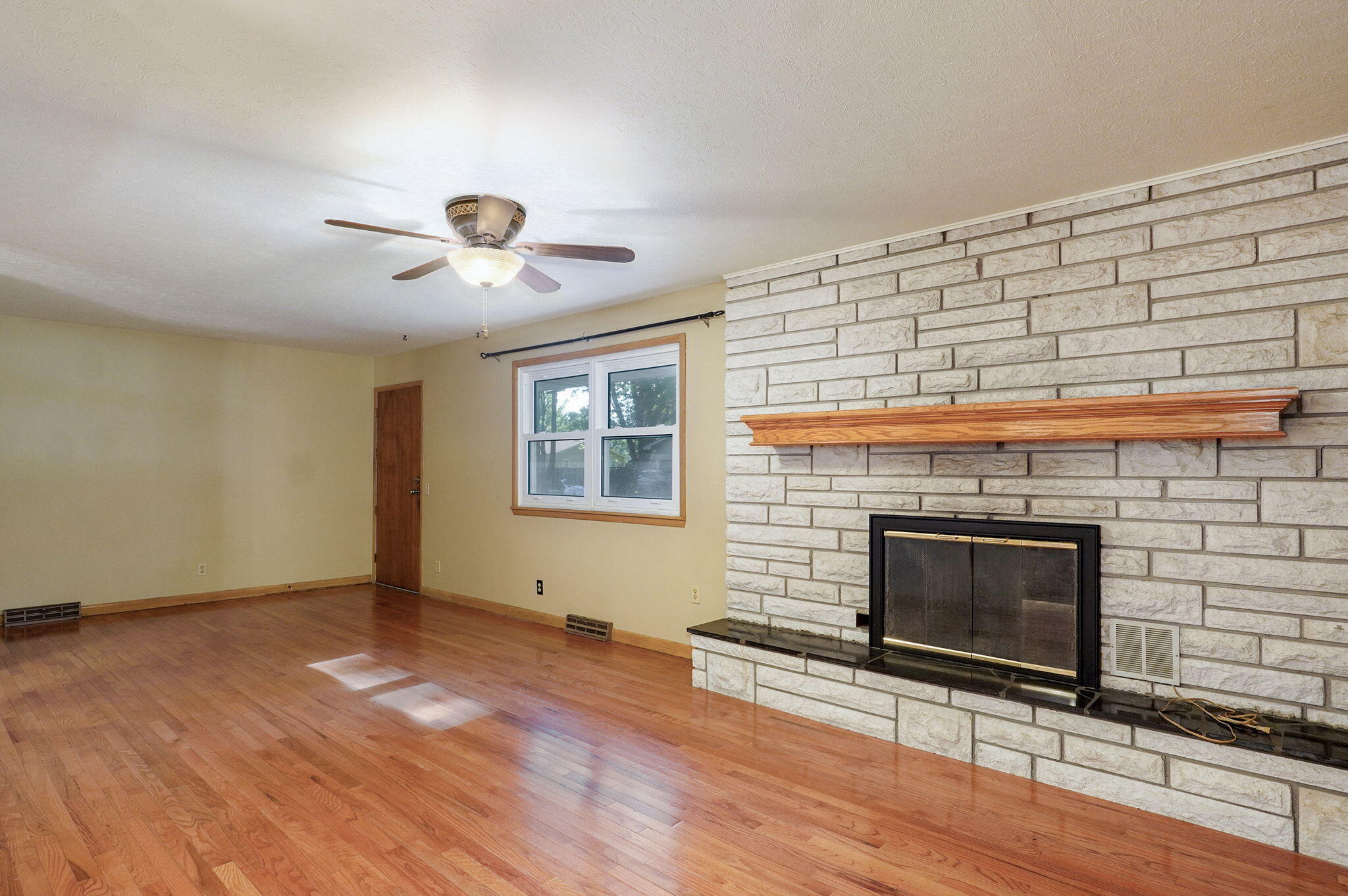 115 North Bonnie Avenue Property Photo 5