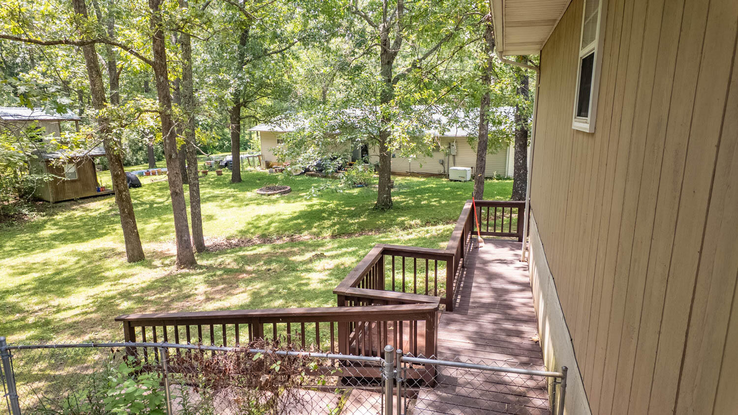 552 County Road 8500 Property Photo 33