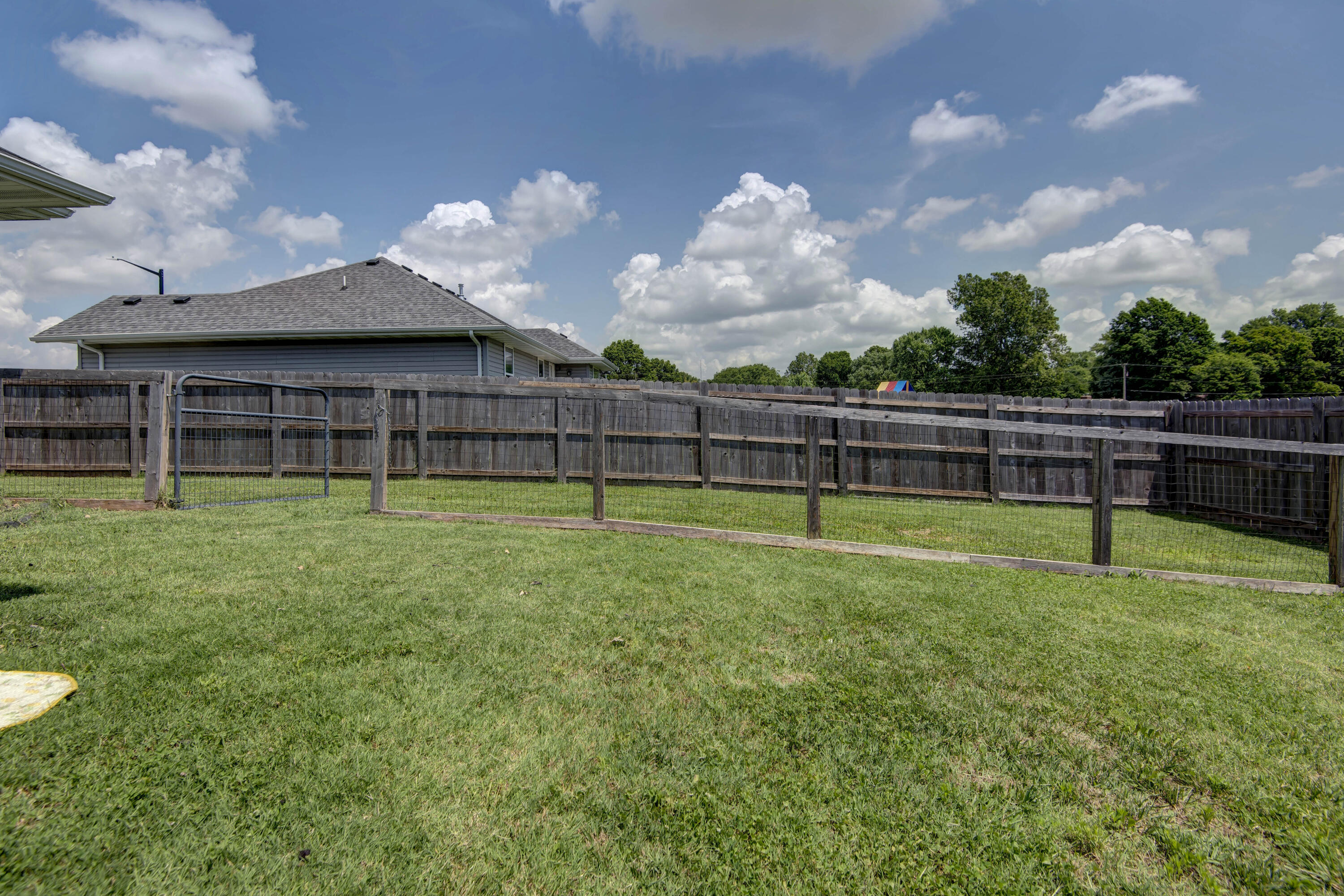 458 Ethan Avenue Property Photo 21