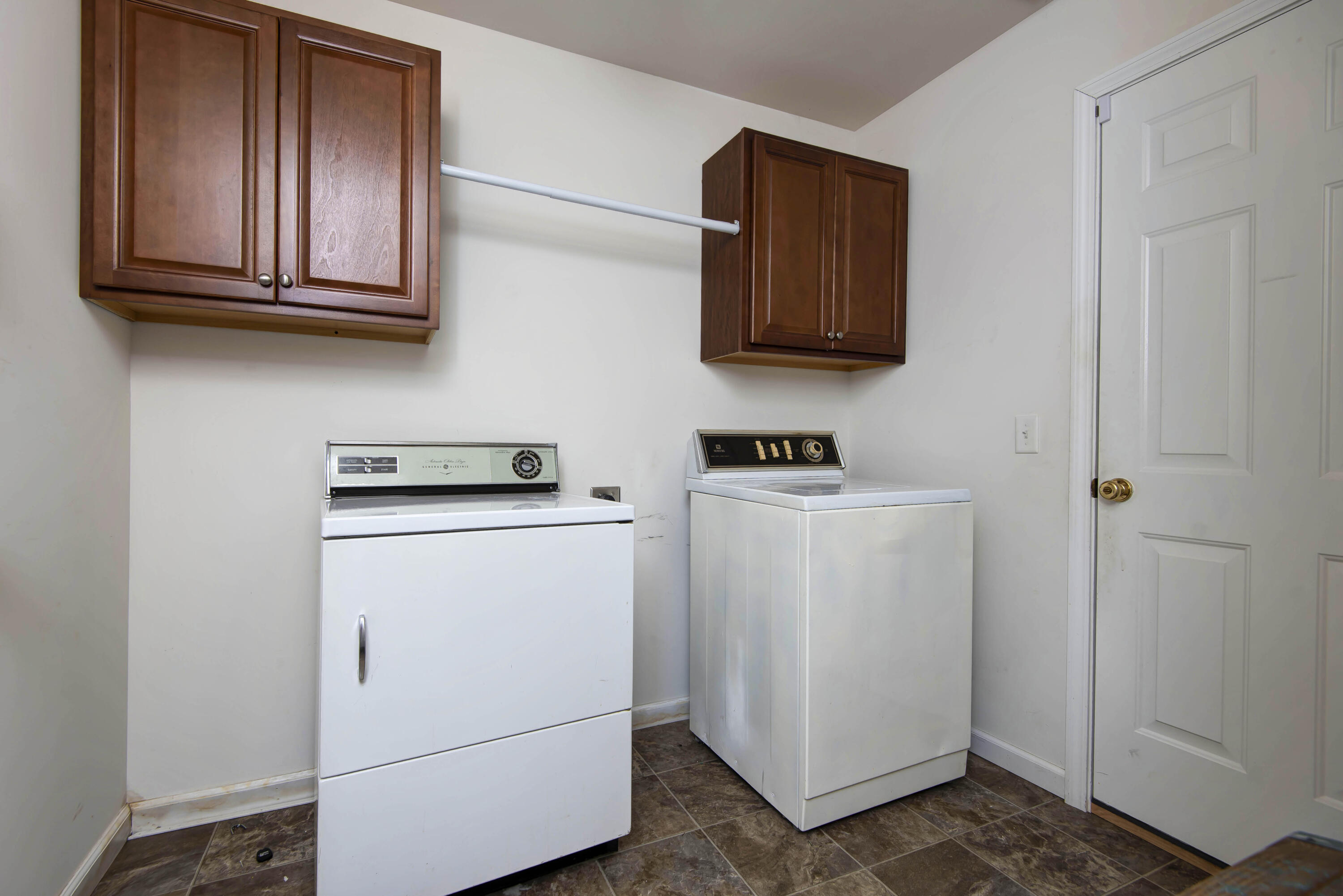 5513 South Faust Avenue Property Photo 16