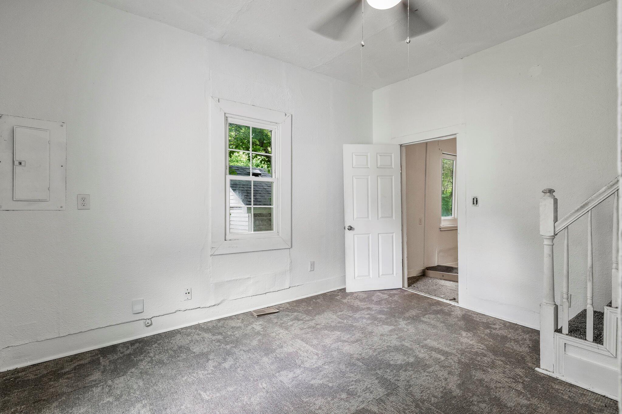 2225 North National Avenue Property Photo 5
