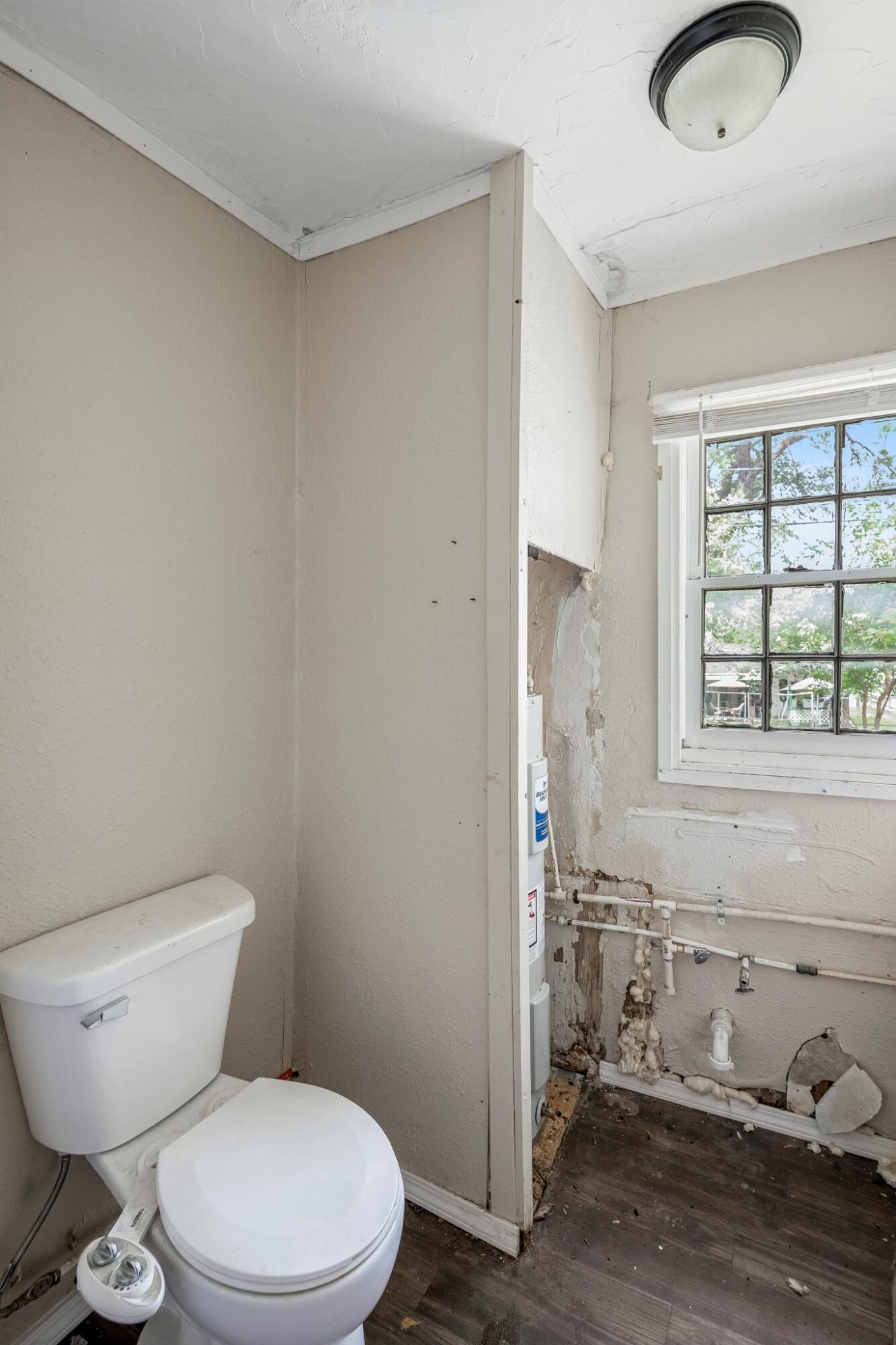 2225 North National Avenue Property Photo 8