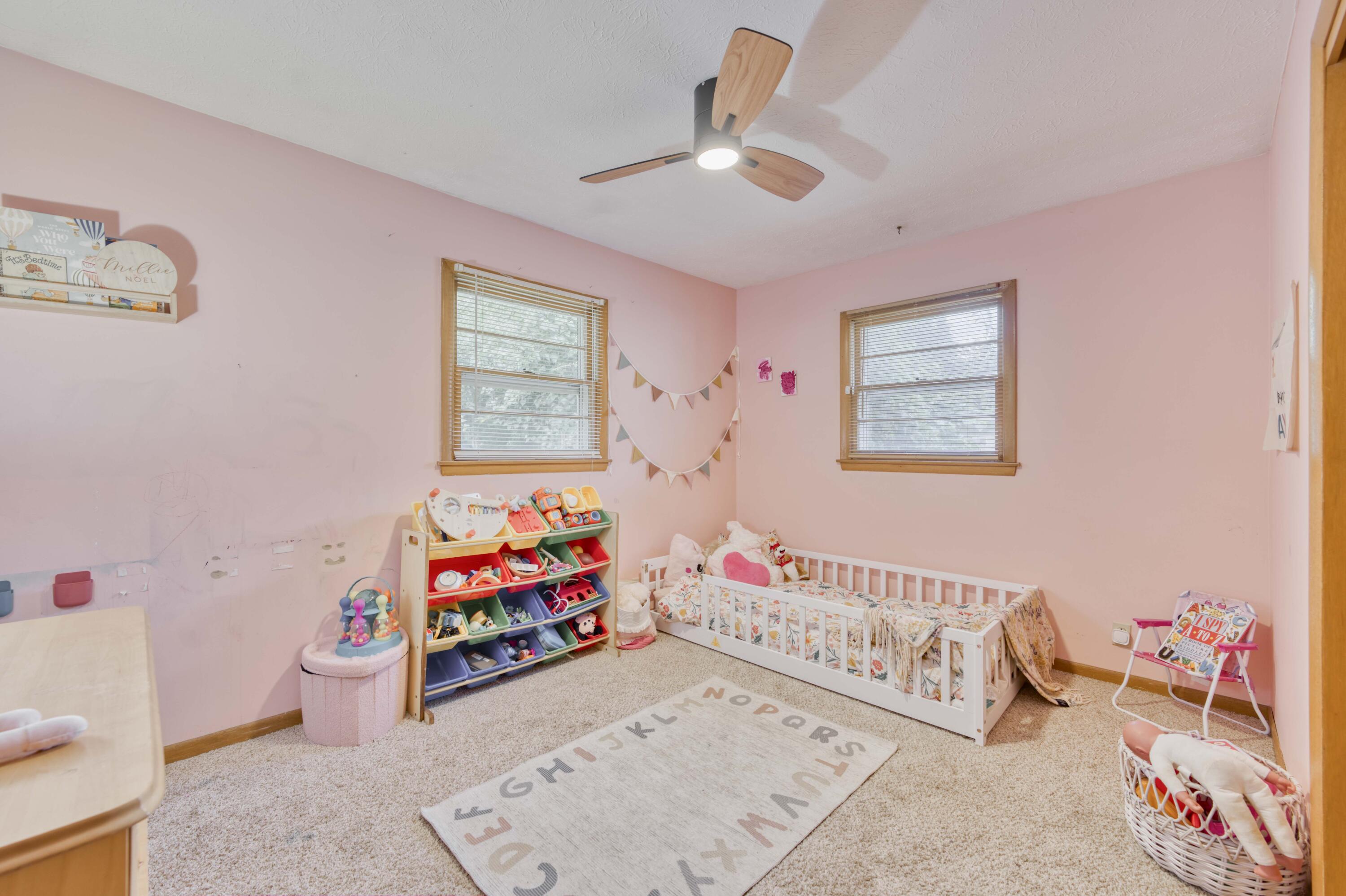 940 East Sayer Street Property Photo 21