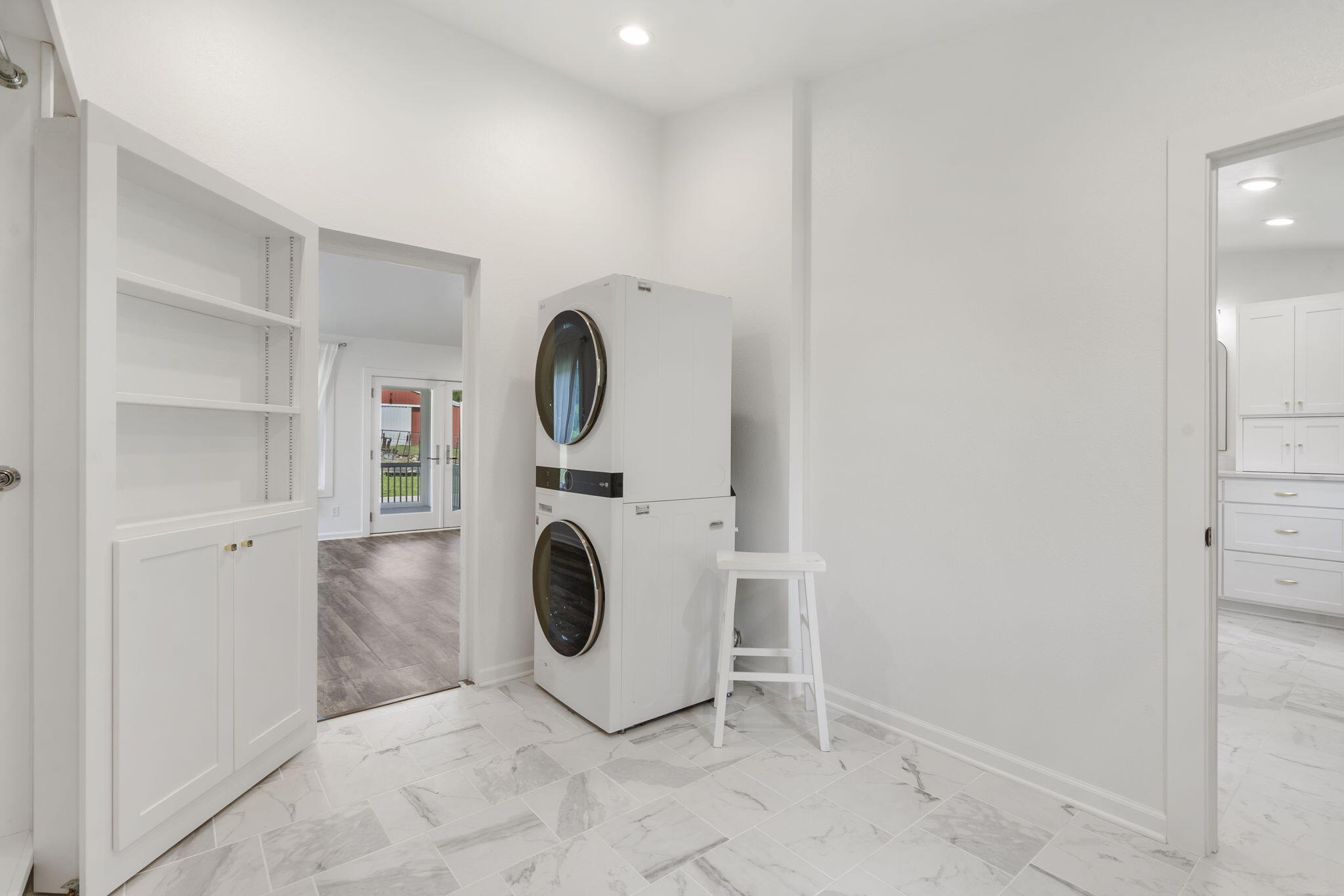 5295 East Farm Road 138 Property Photo 16