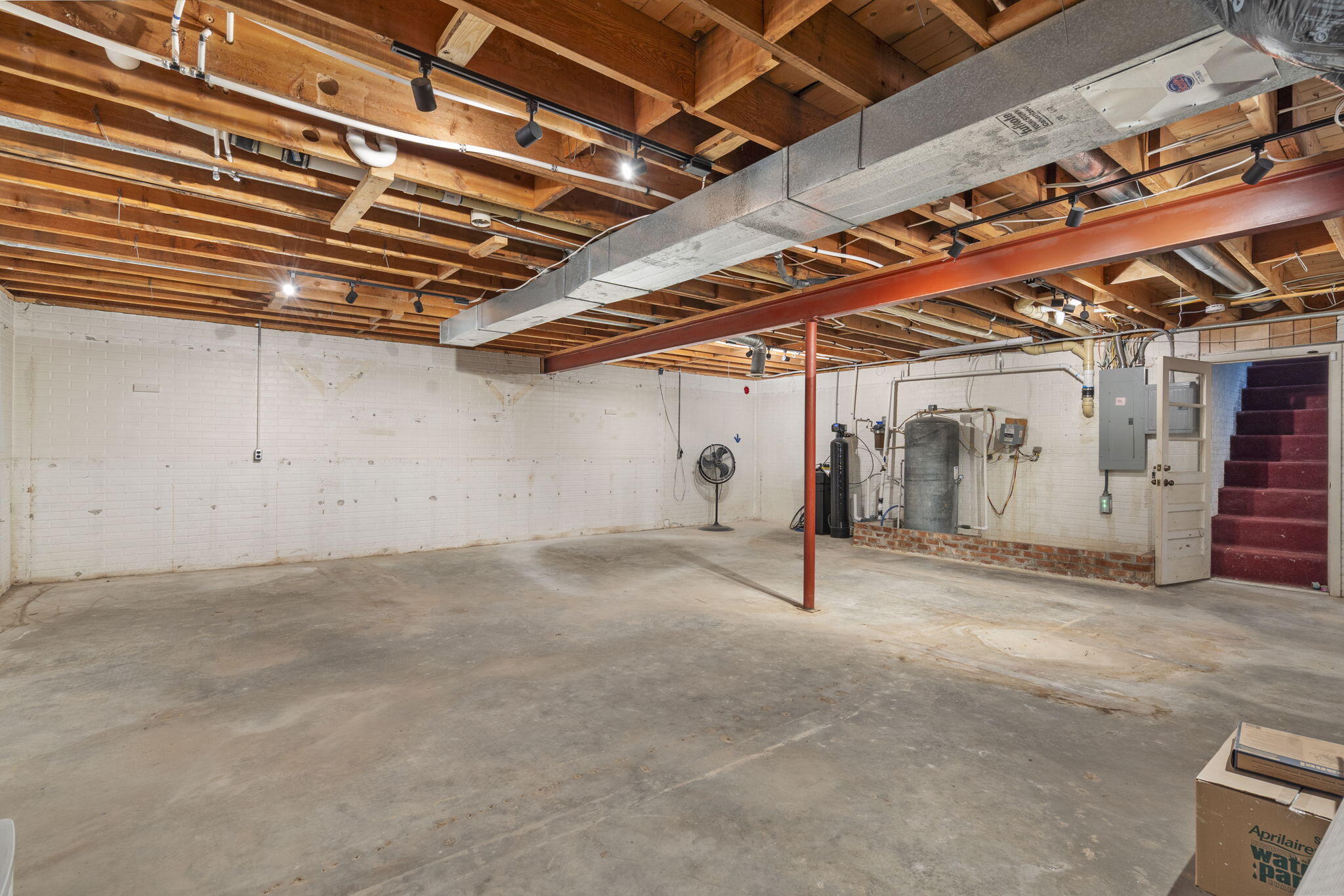 5295 East Farm Road 138 Property Photo 45