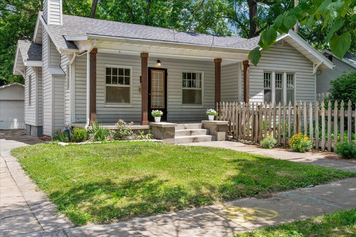 409 East Loren Street Property Photo 1