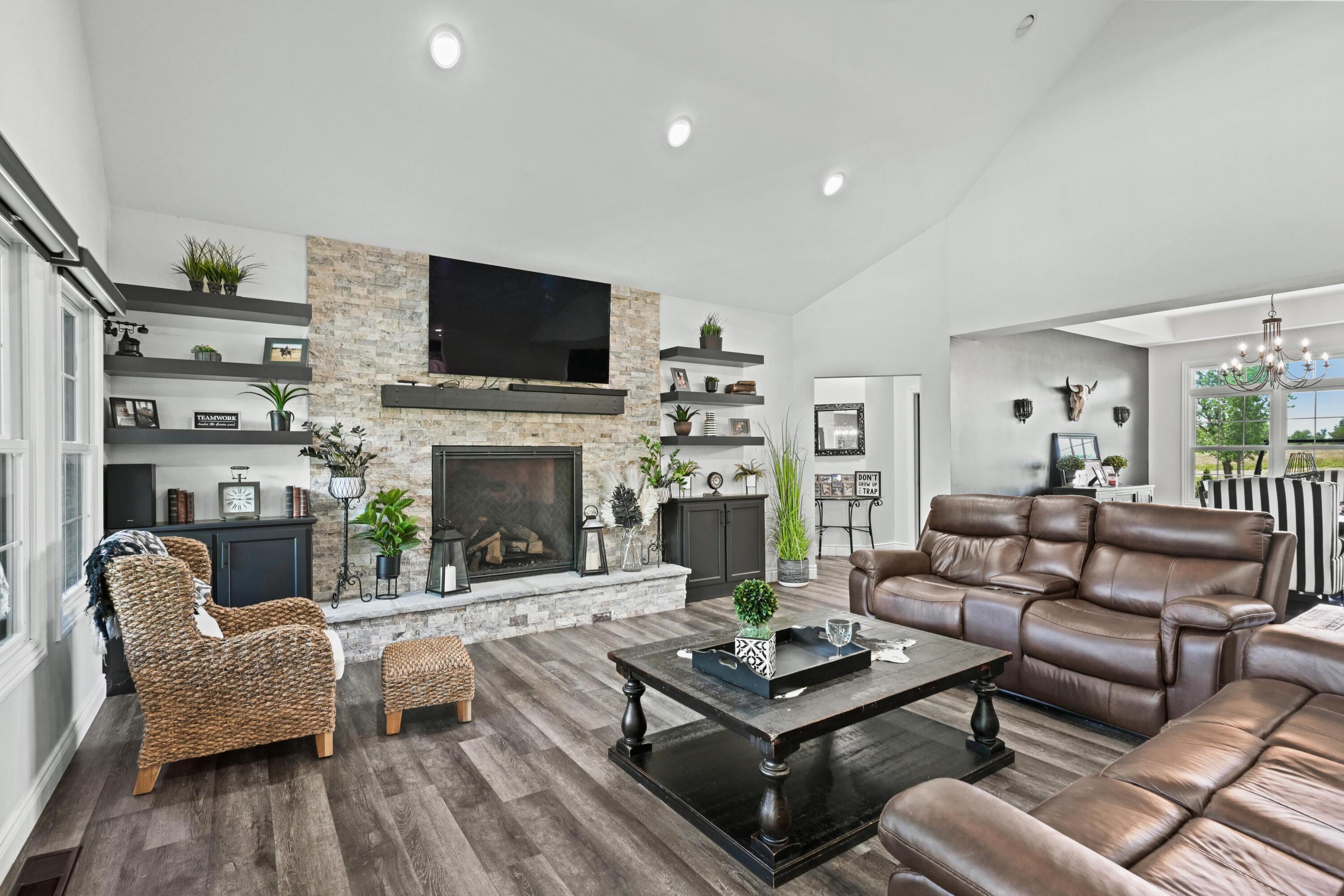 13030 County Lane 228 Property Photo 15