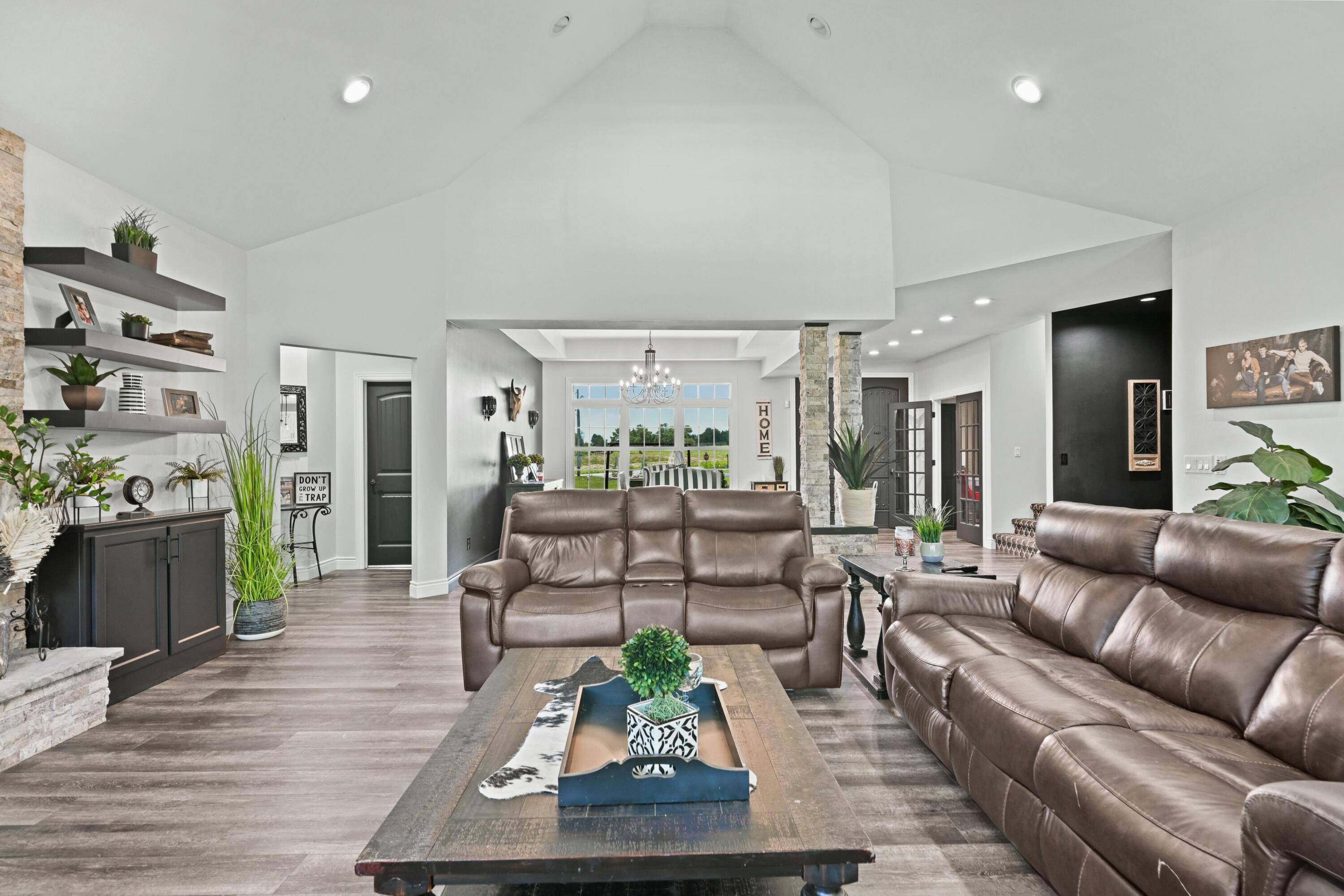 13030 County Lane 228 Property Photo 16