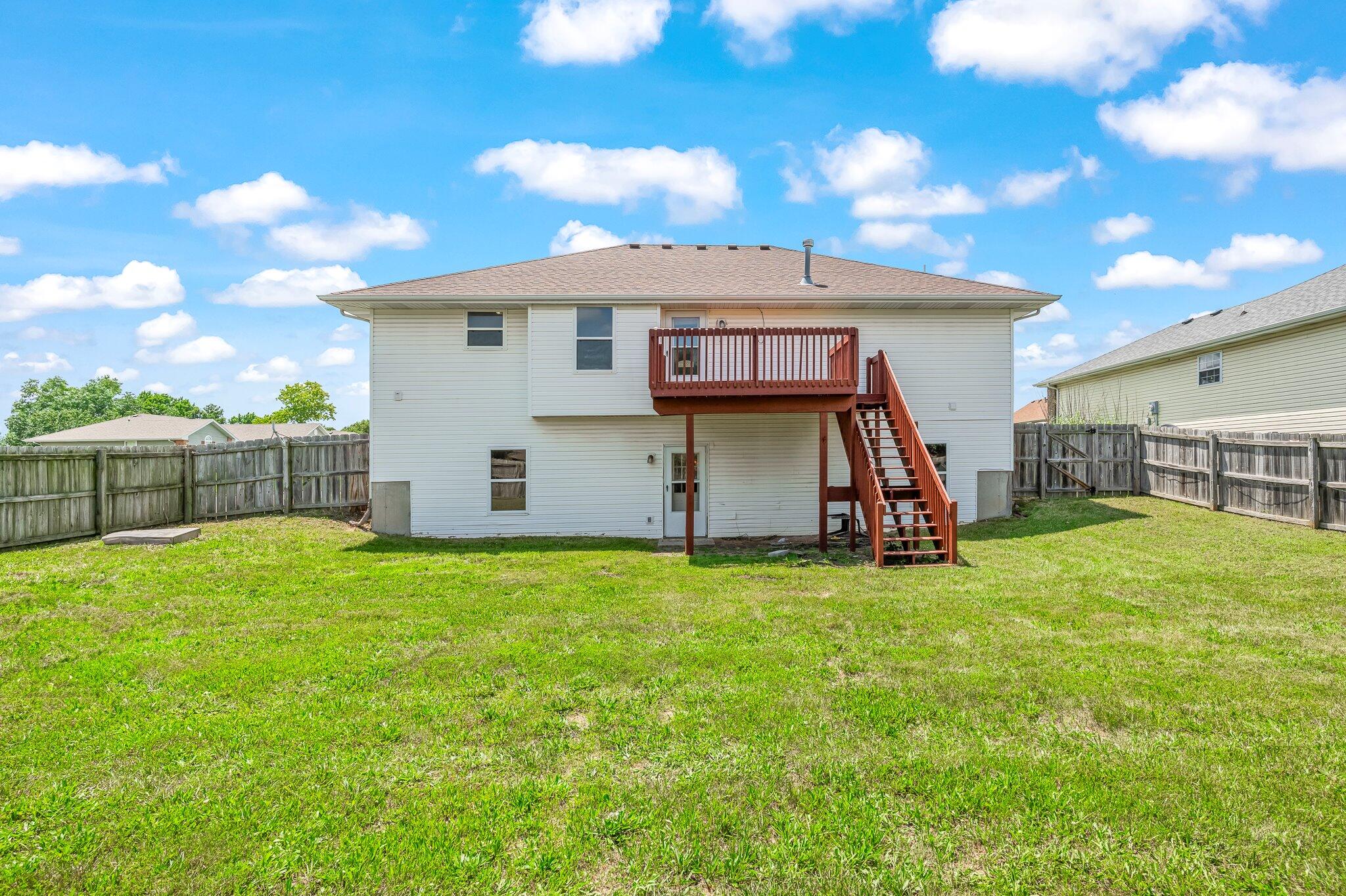 5238 South Tanager Avenue Property Photo 28