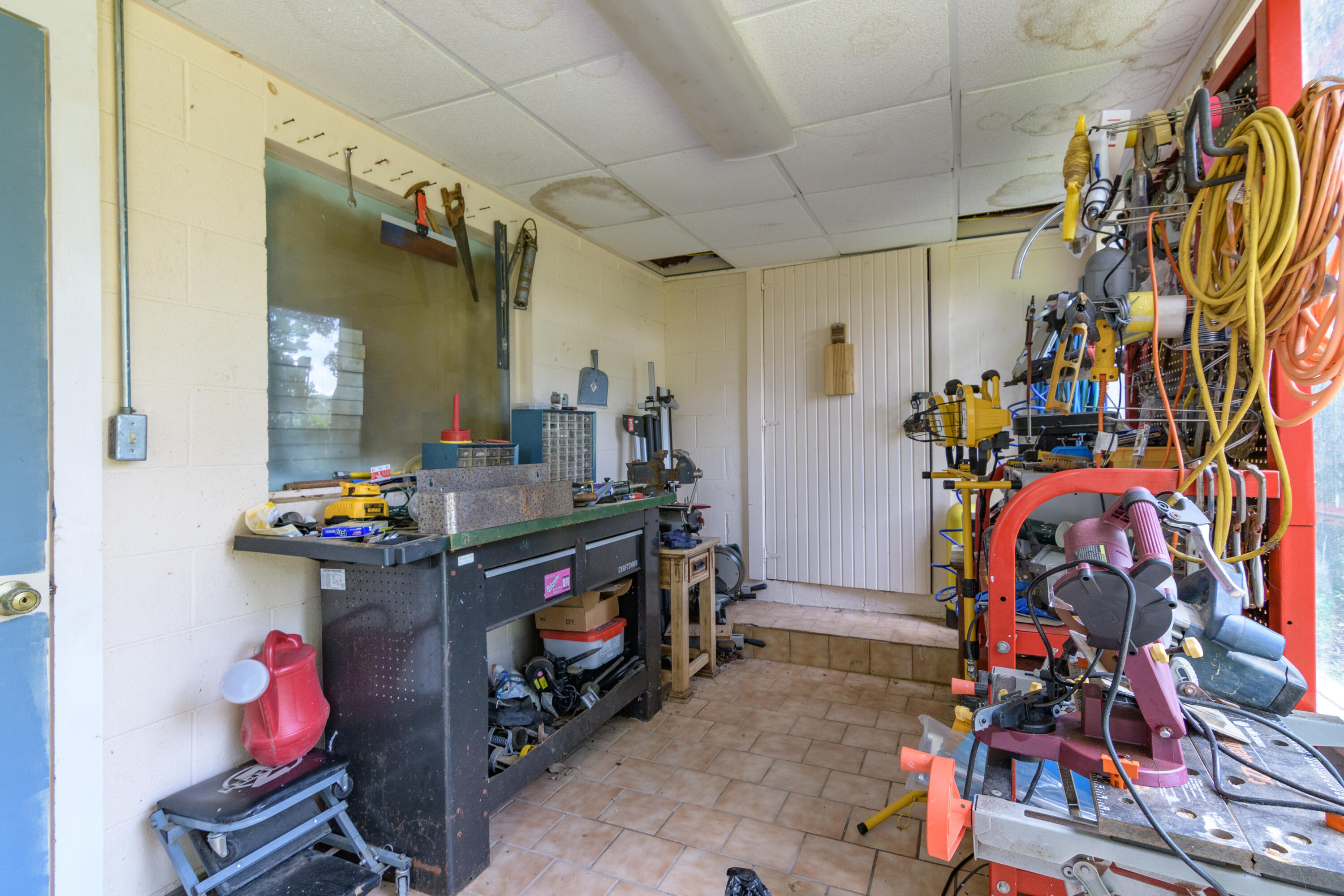 753 Wayland Drive Property Photo 6