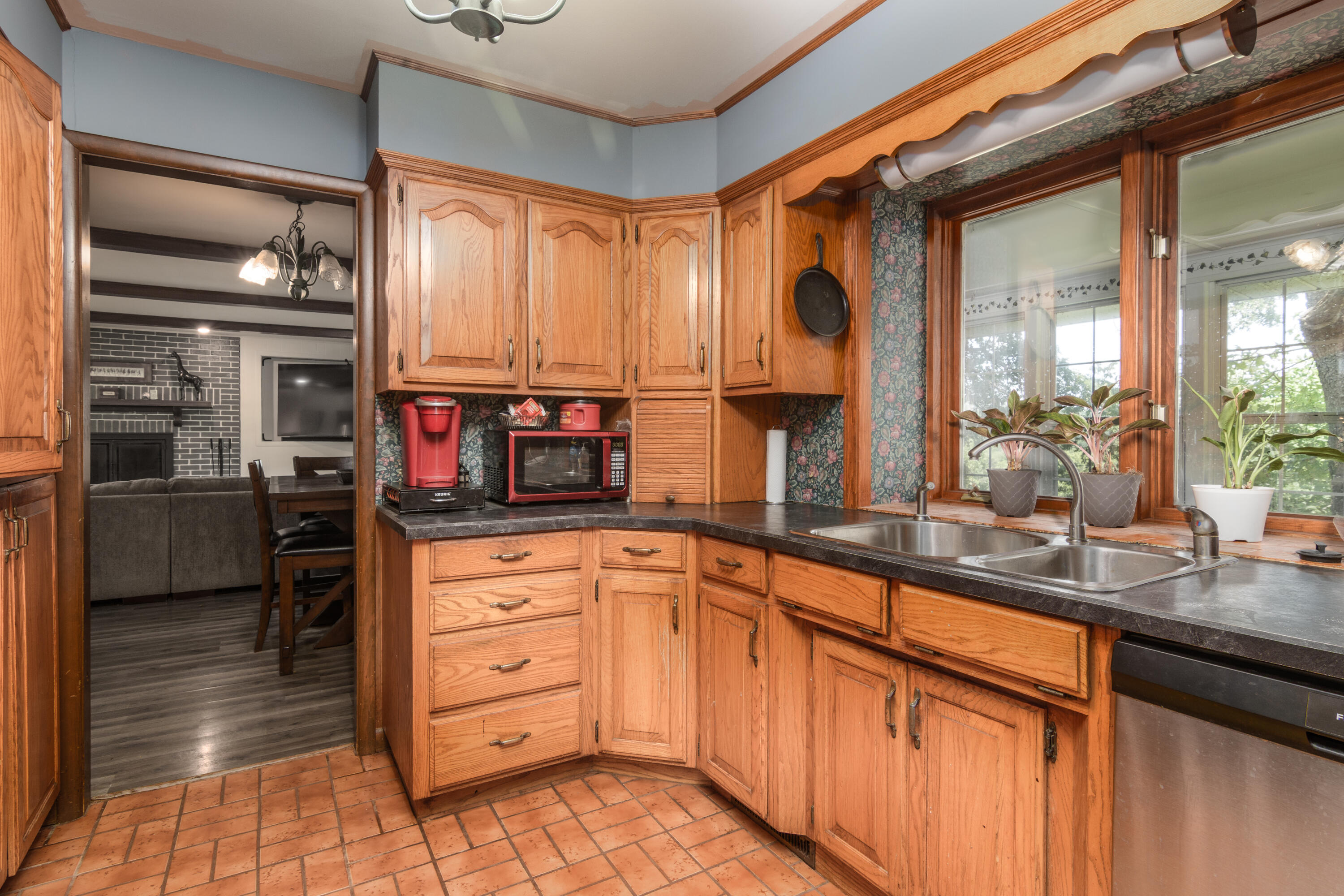 753 Wayland Drive Property Photo 15