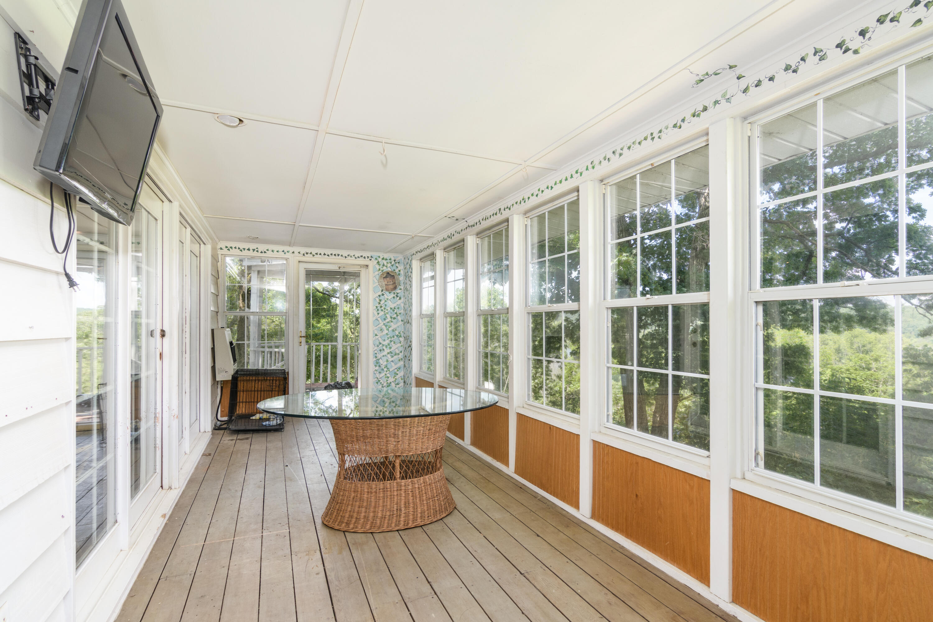 753 Wayland Drive Property Photo 40