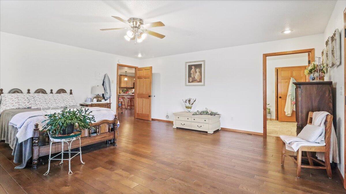 6532 State Route W Property Photo 15
