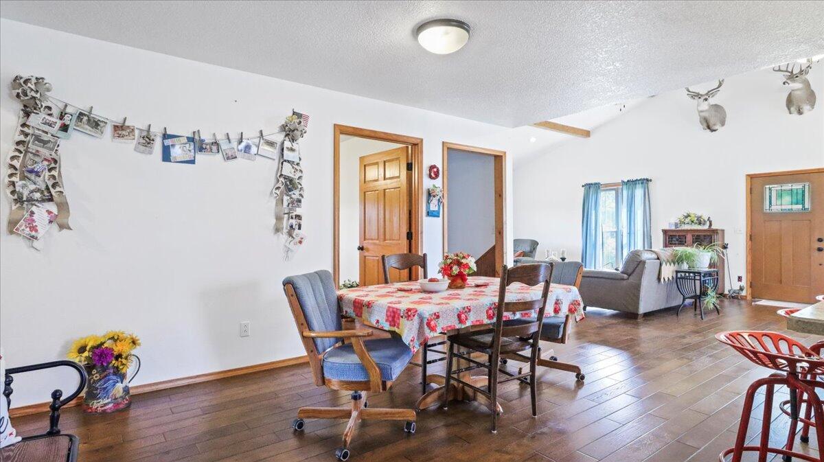 6532 State Route W Property Photo 18