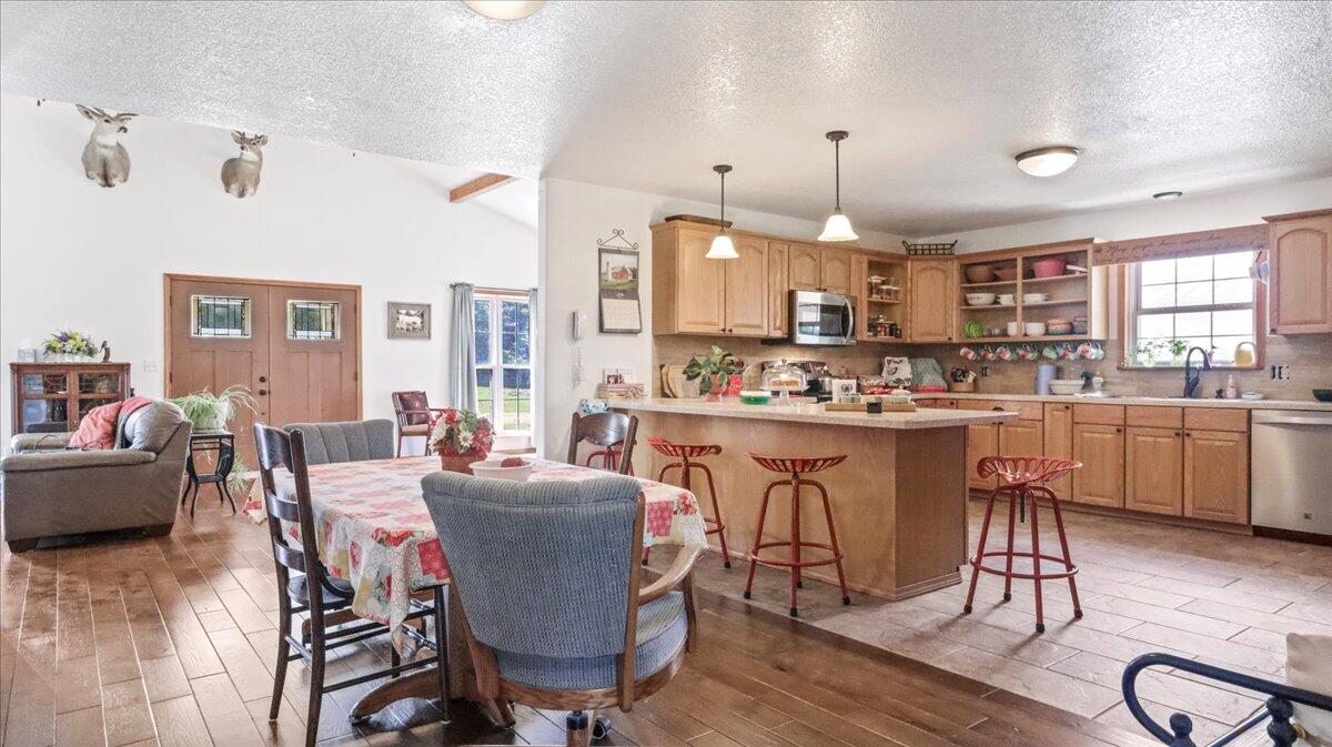 6532 State Route W Property Photo 19