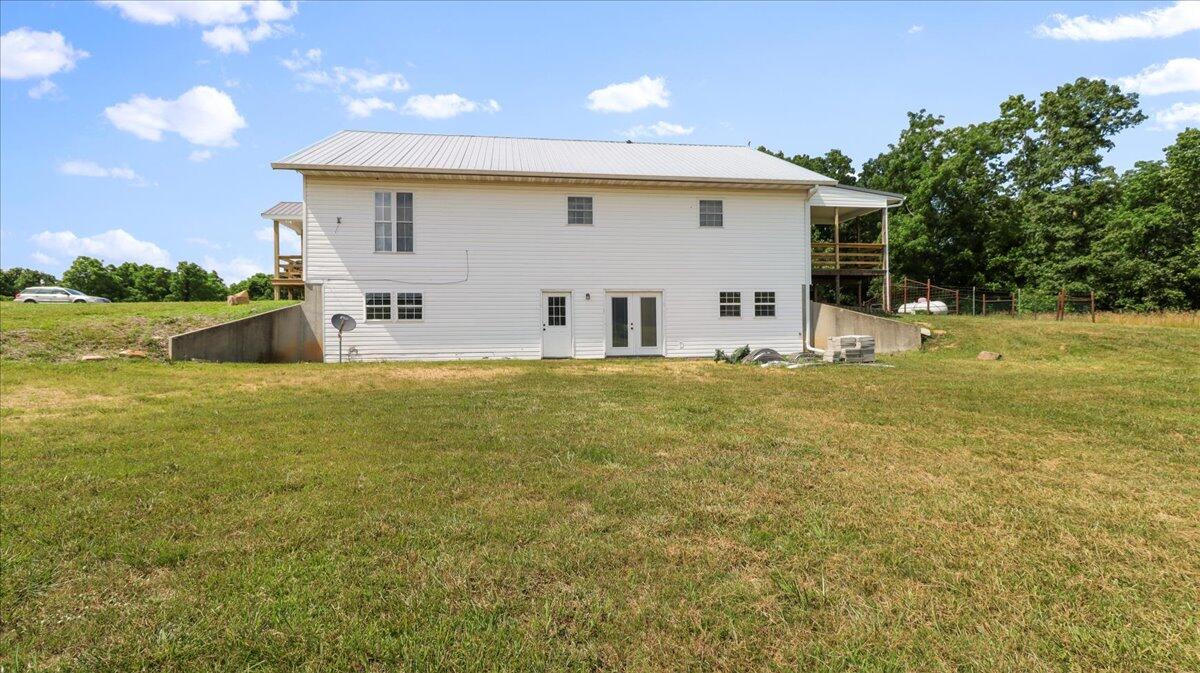 6532 State Route W Property Photo 22