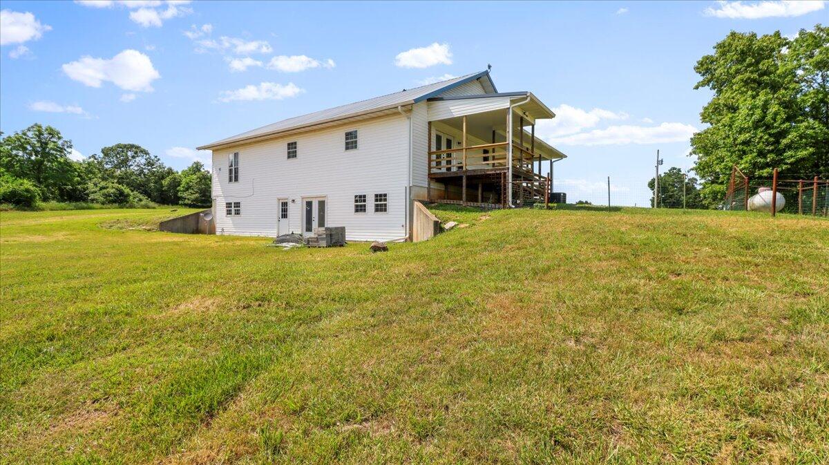 6532 State Route W Property Photo 23