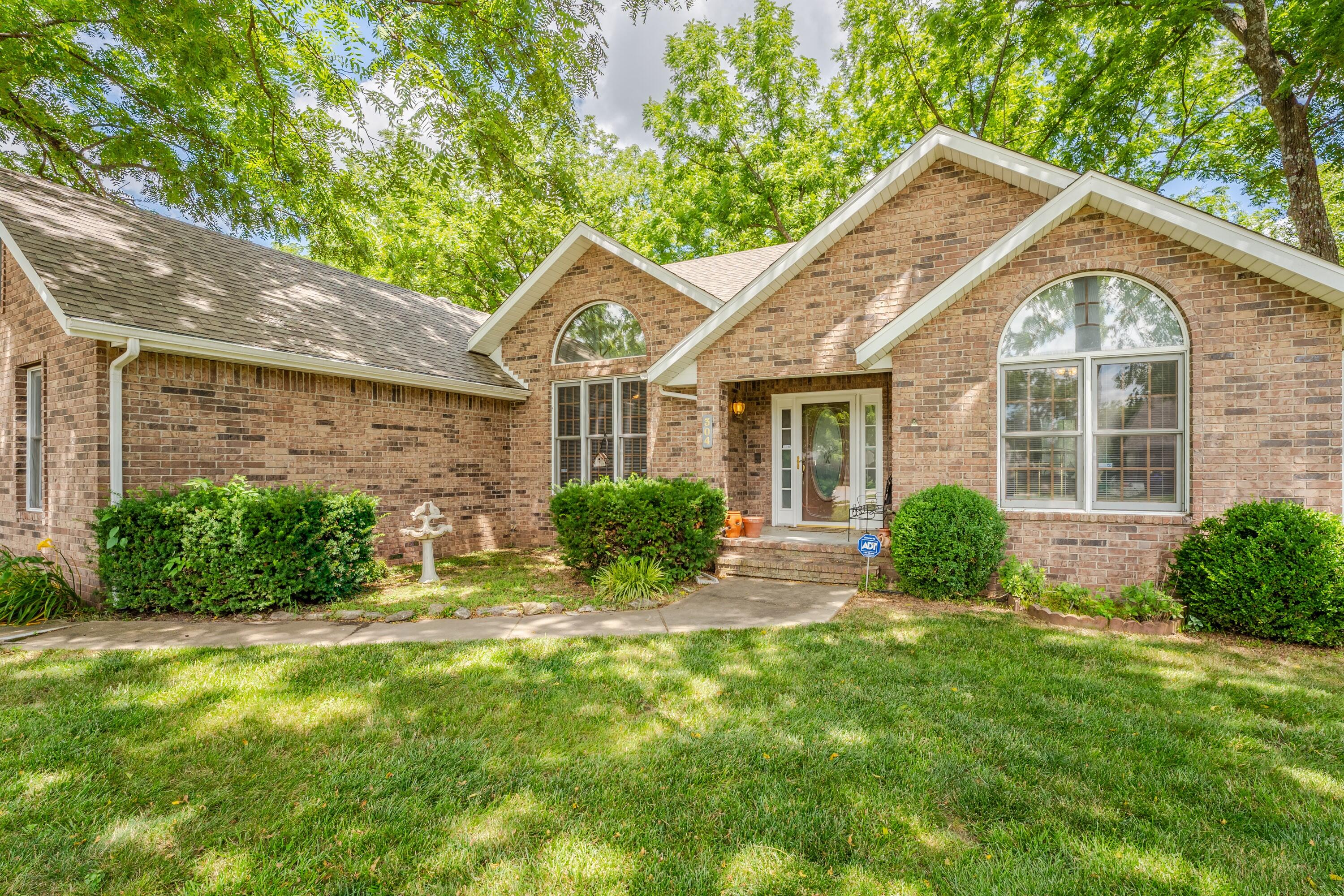 304 North Matteson Avenue