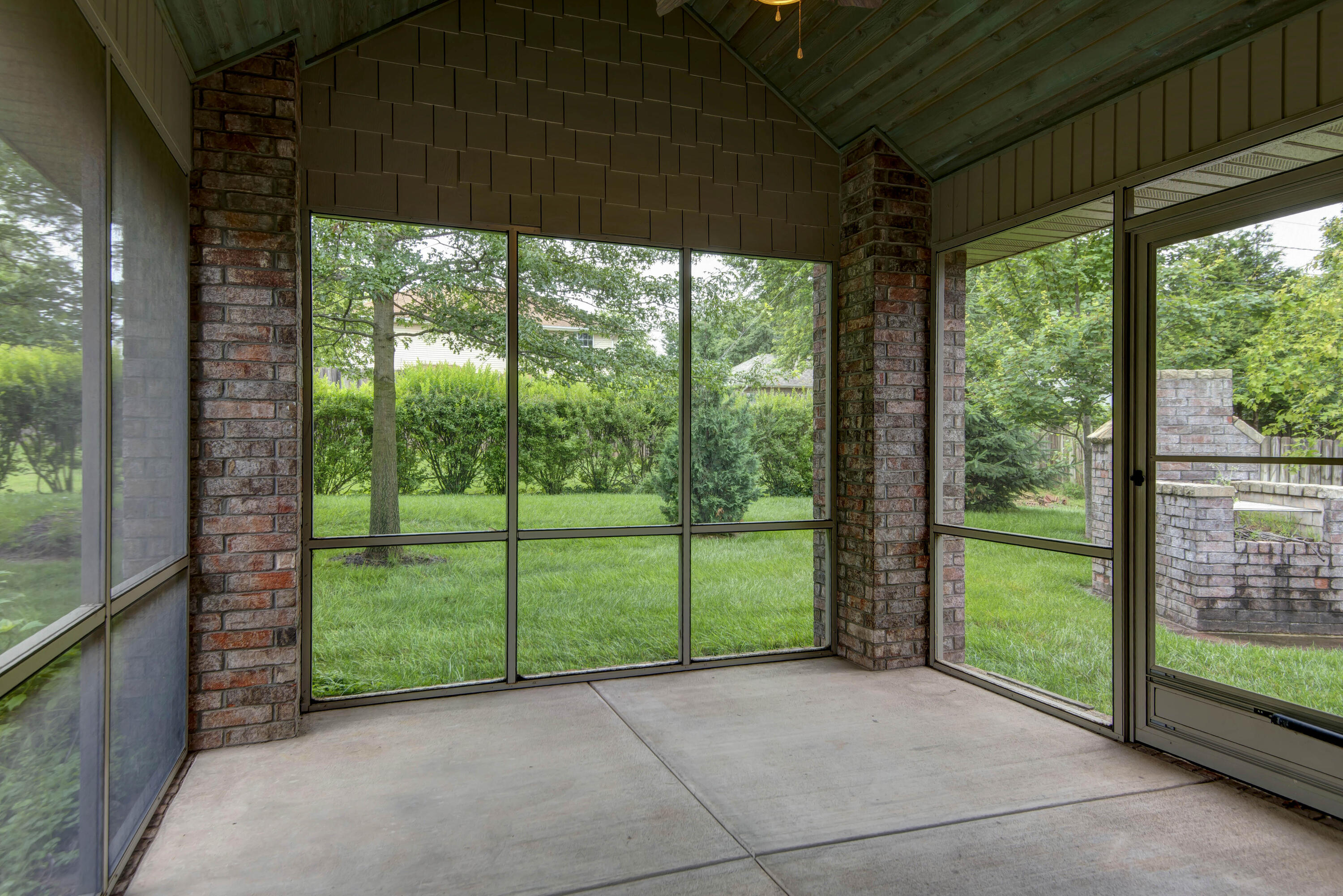 5795 South Wedgewood Avenue Property Photo 20