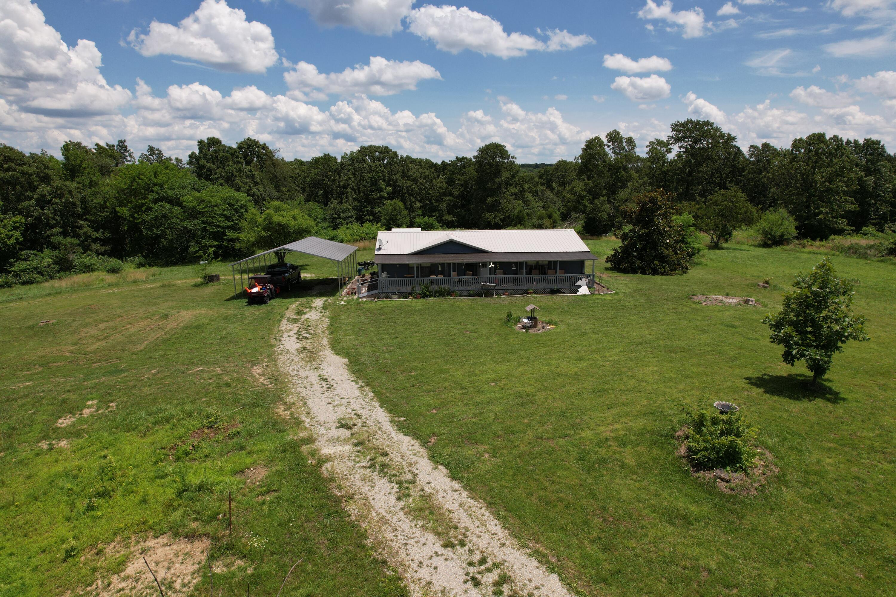 10842 Us Highway 63 Property Photo 2
