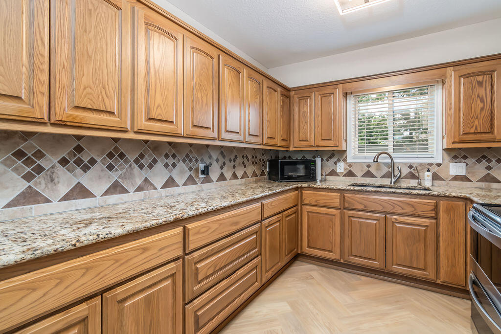 13 Keel Lane Property Photo 8