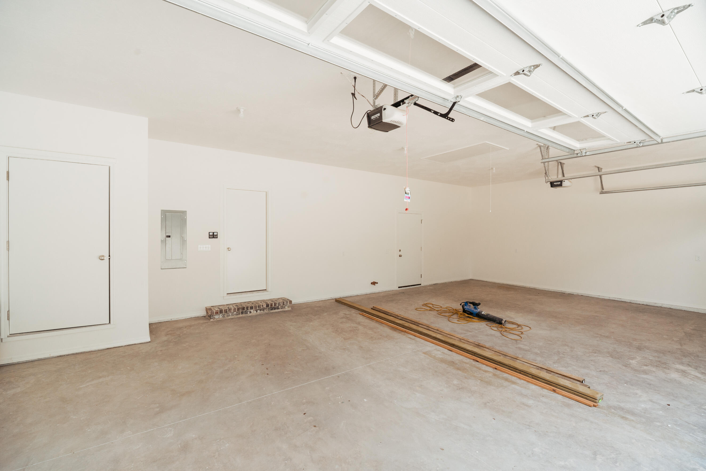 2654 Silver Lake Road Property Photo 9