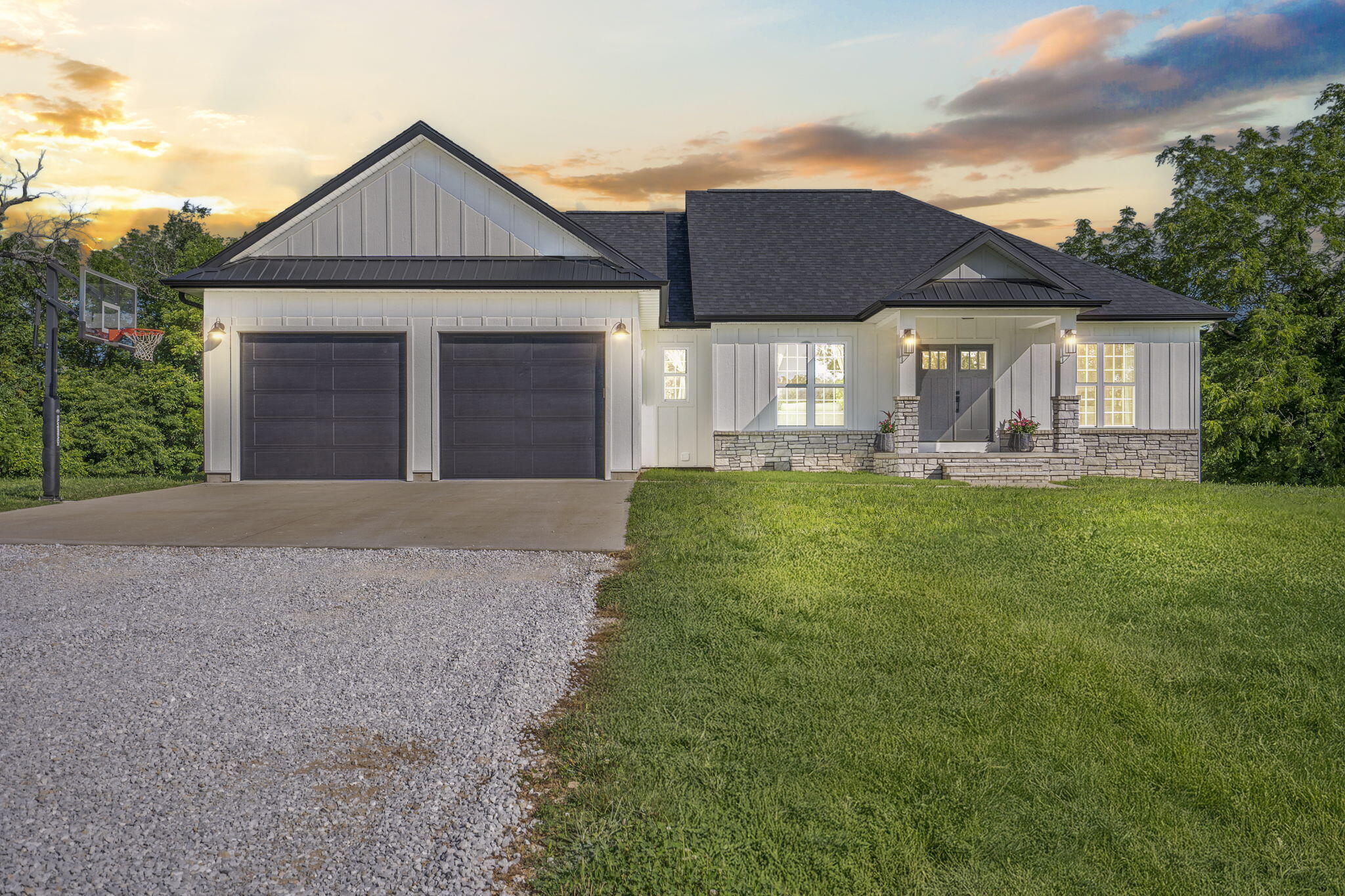 225 Maggie Hill Drive Property Photo 1