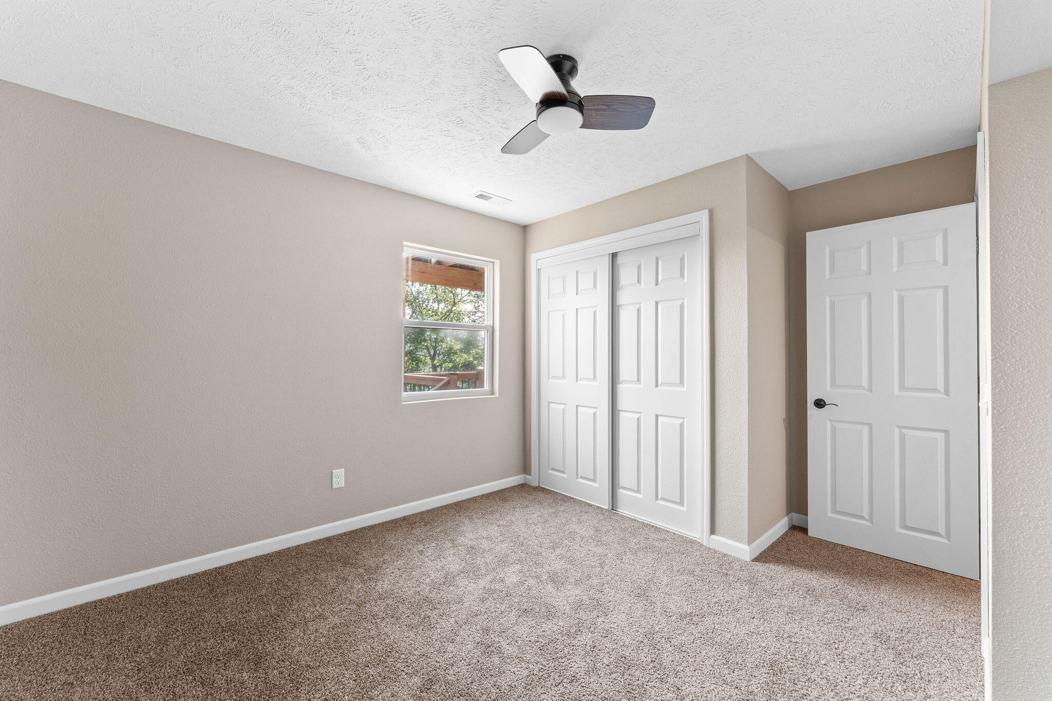 2505 Talking Rocks Road Property Photo 36