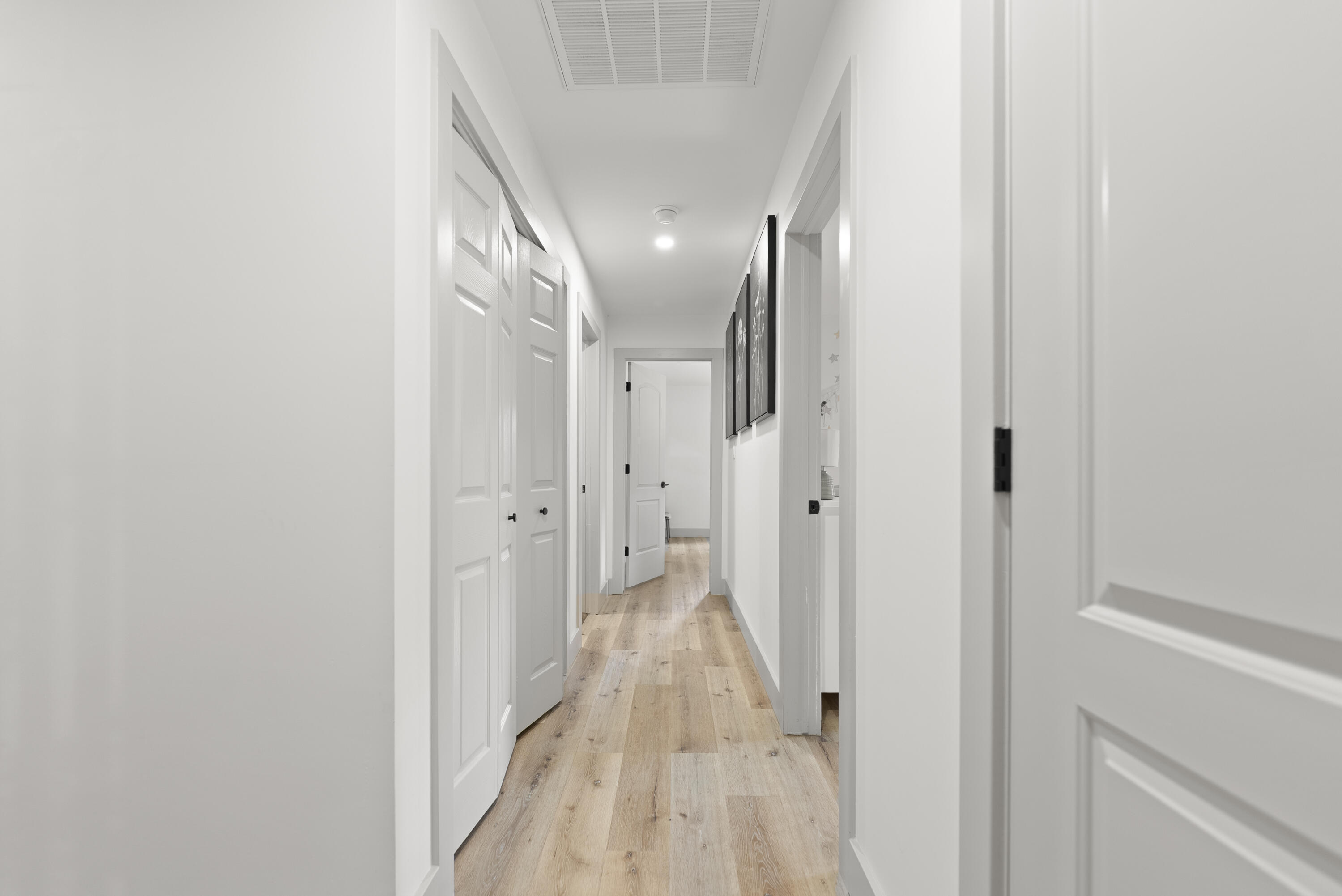 841 West Primrose Street Property Photo 37