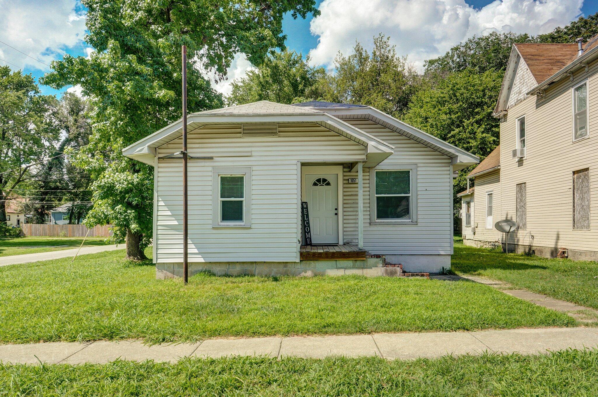 1051 West Hamilton Street Property Photo 2
