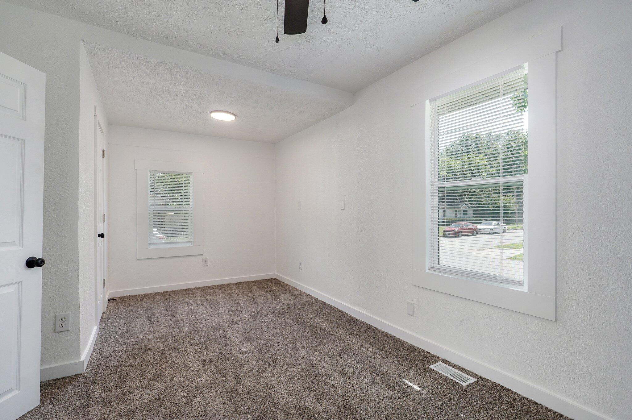 1051 West Hamilton Street Property Photo 12