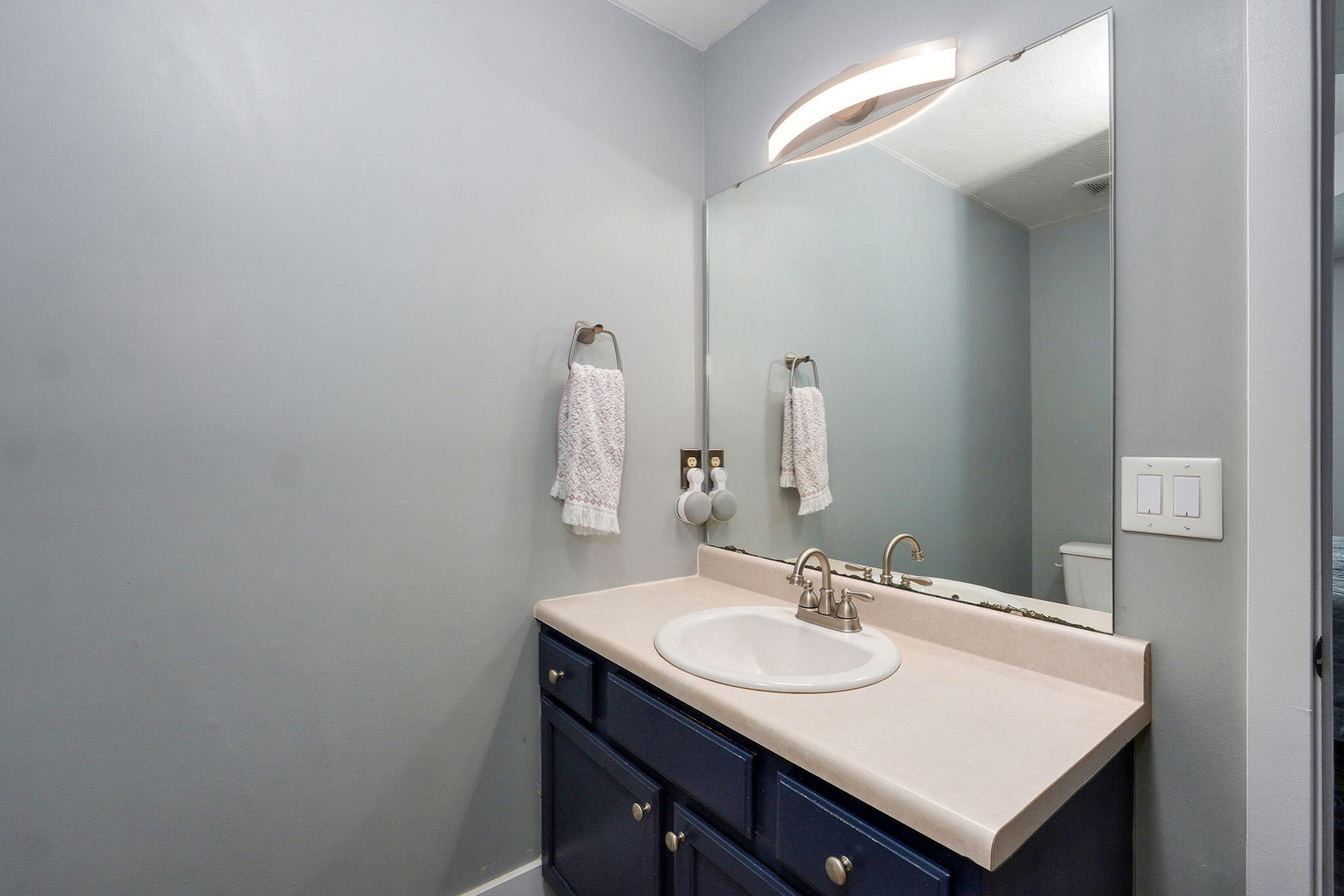 5563 South Walnut Hill Avenue Property Photo 14