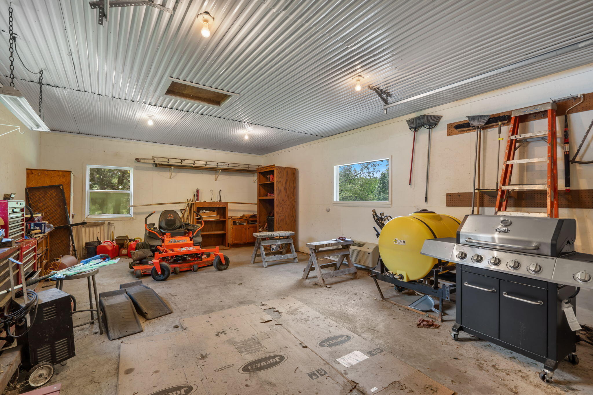 960 Elliot Road Property Photo 32