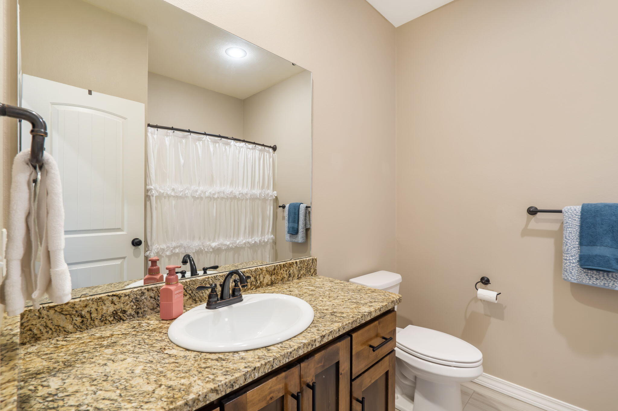 656 North Maplewood Hills Road Property Photo 20