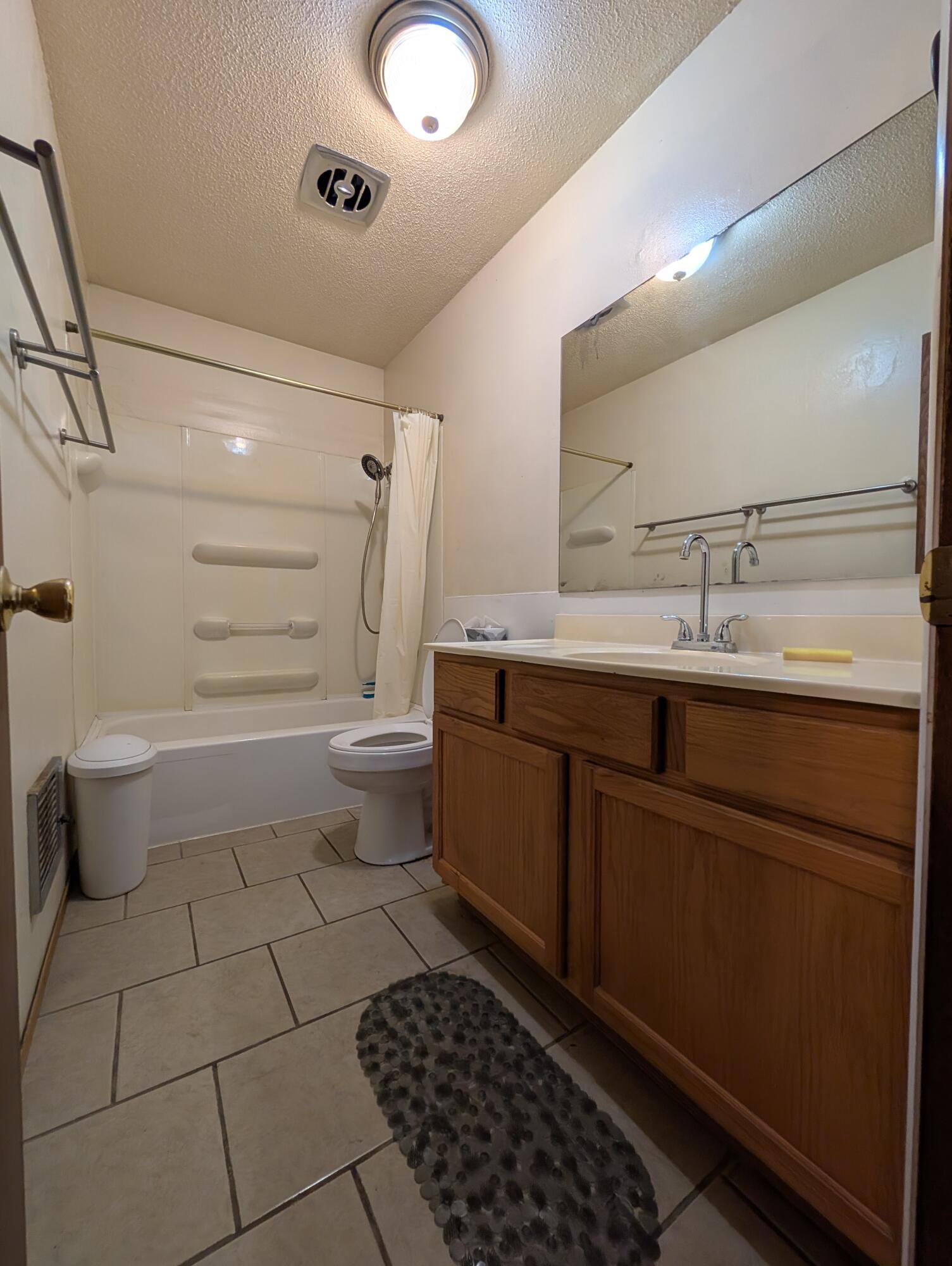 1202 South 11th Street Property Photo 10