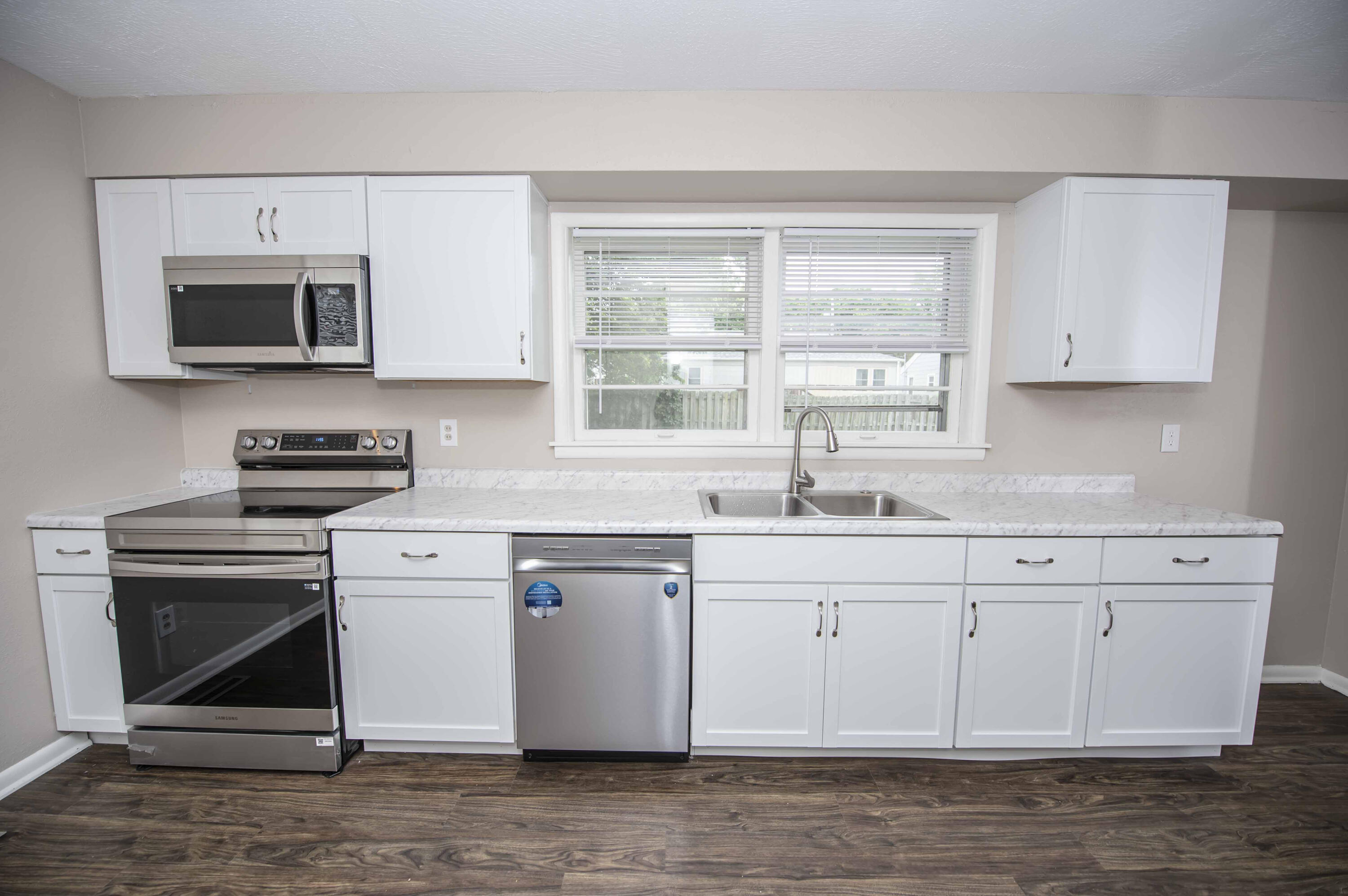 203 West Whiteside Street Property Photo 4