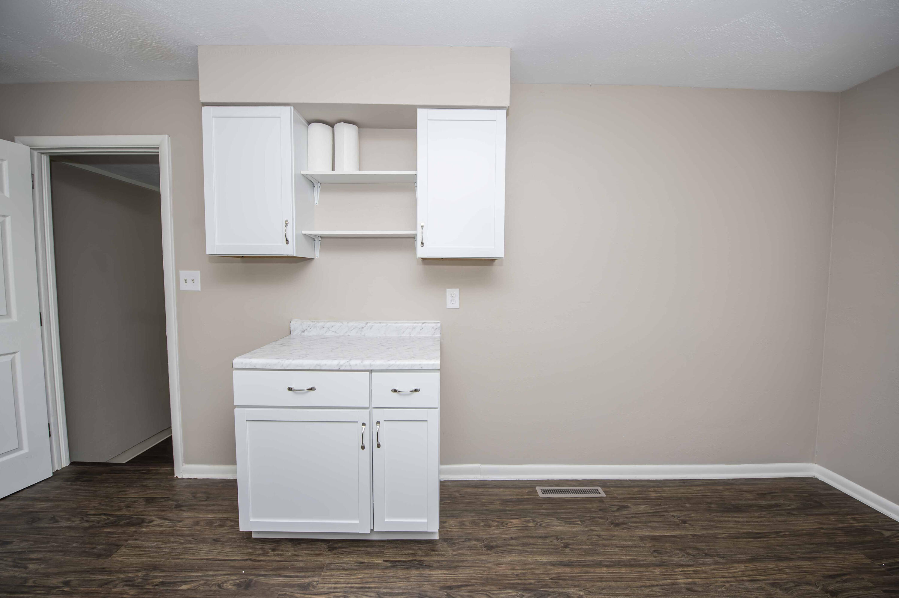 203 West Whiteside Street Property Photo 5