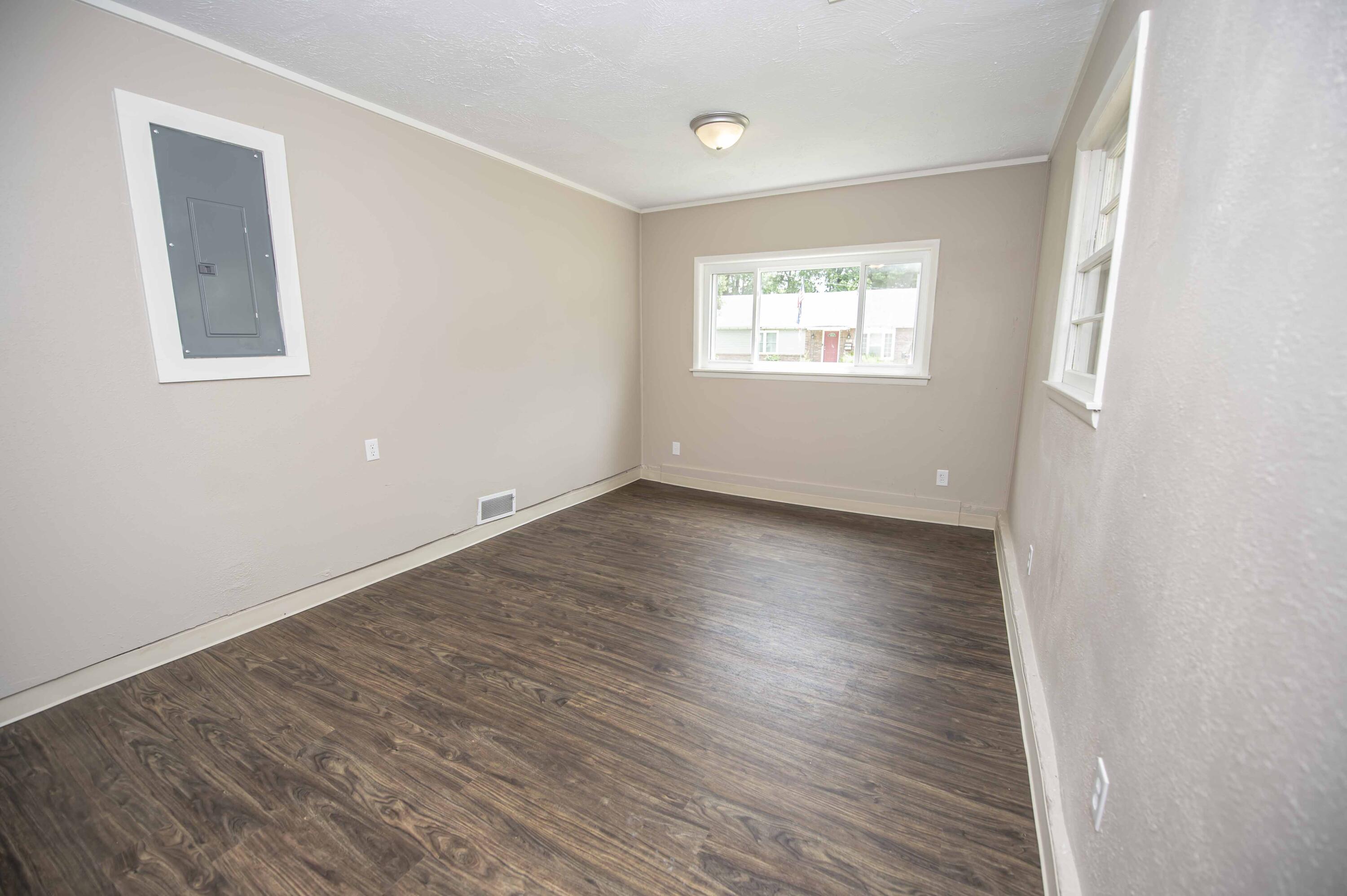 203 West Whiteside Street Property Photo 7