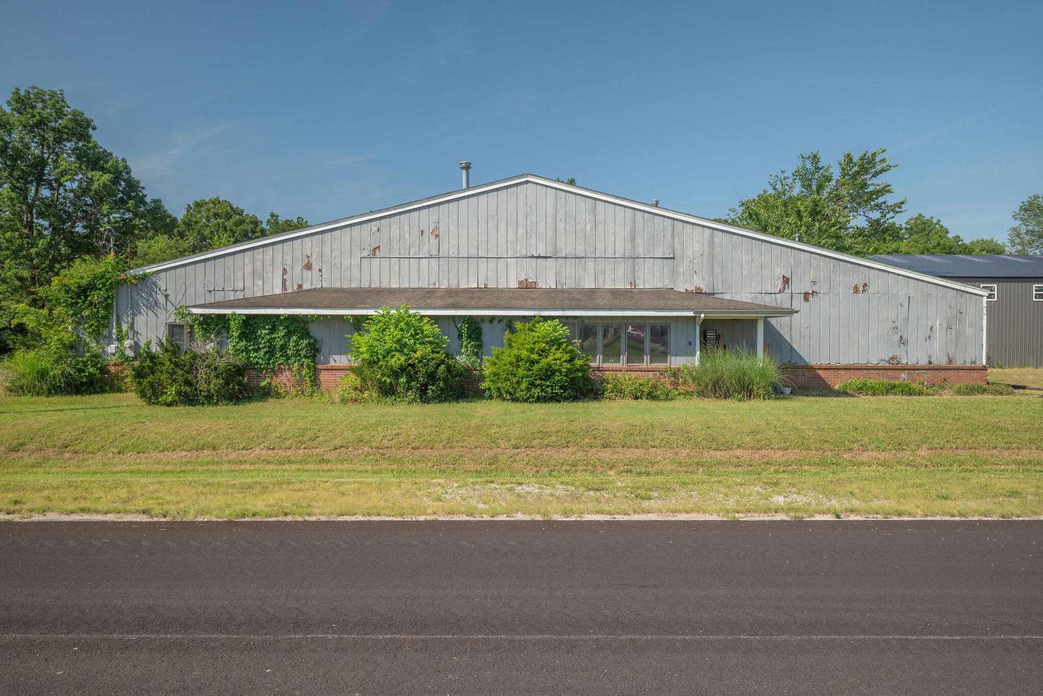 841 Francis Avenue Property Photo 9