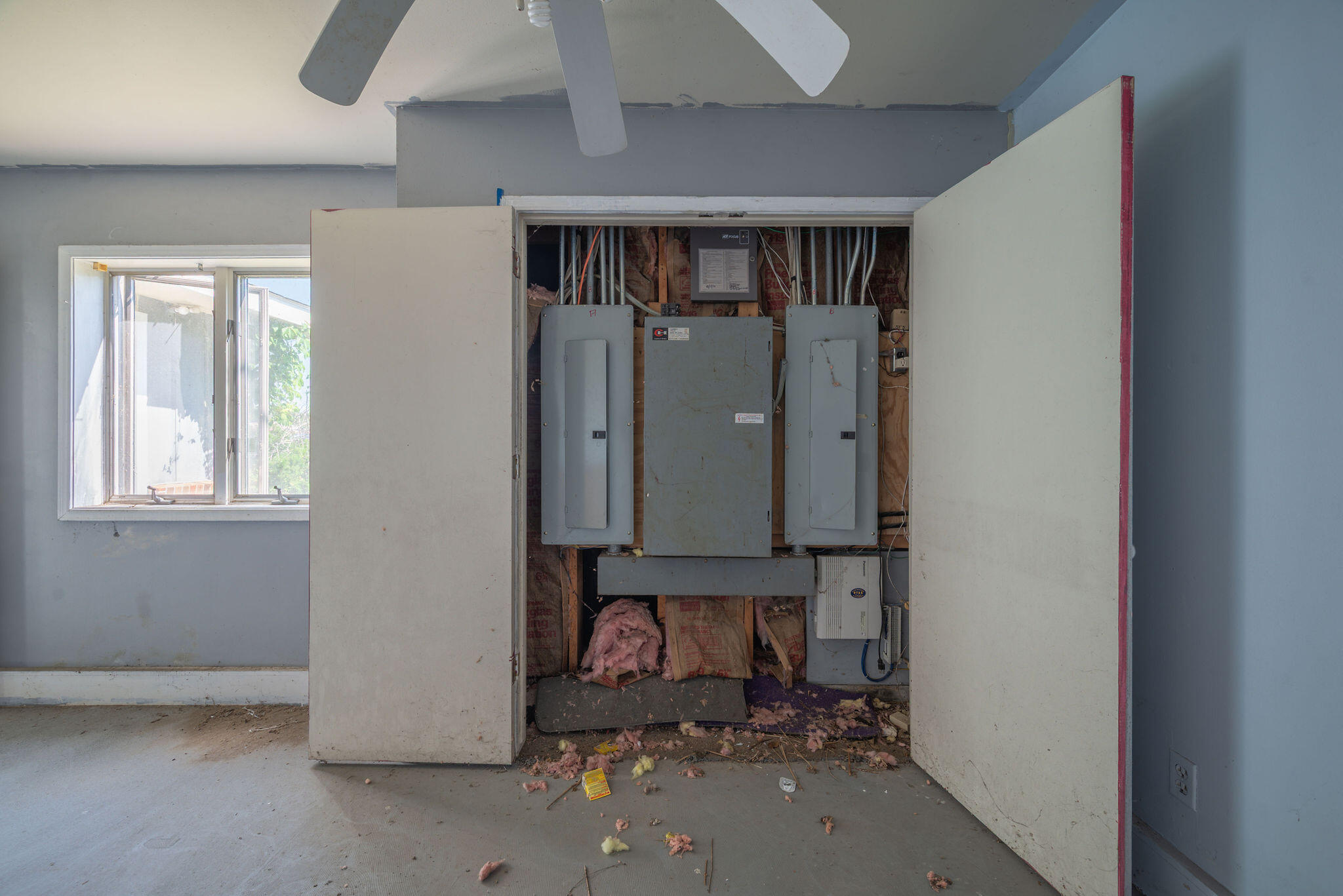 841 Francis Avenue Property Photo 18