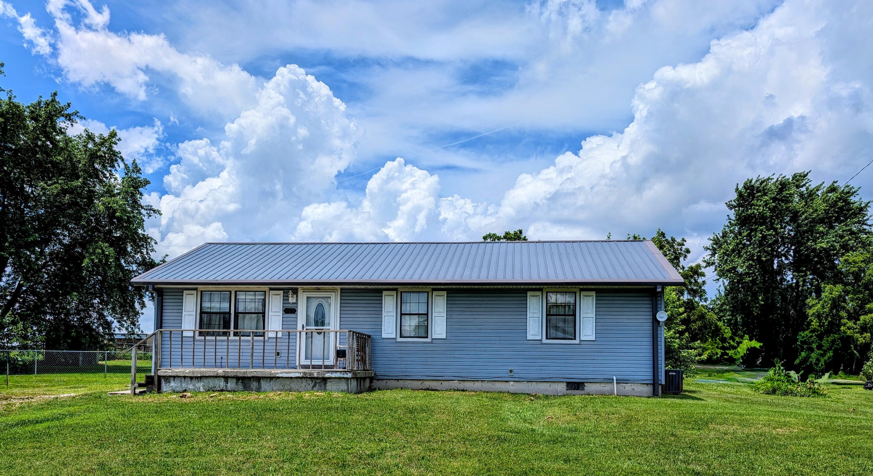 403 South Shiloh Avenue Property Photo 1