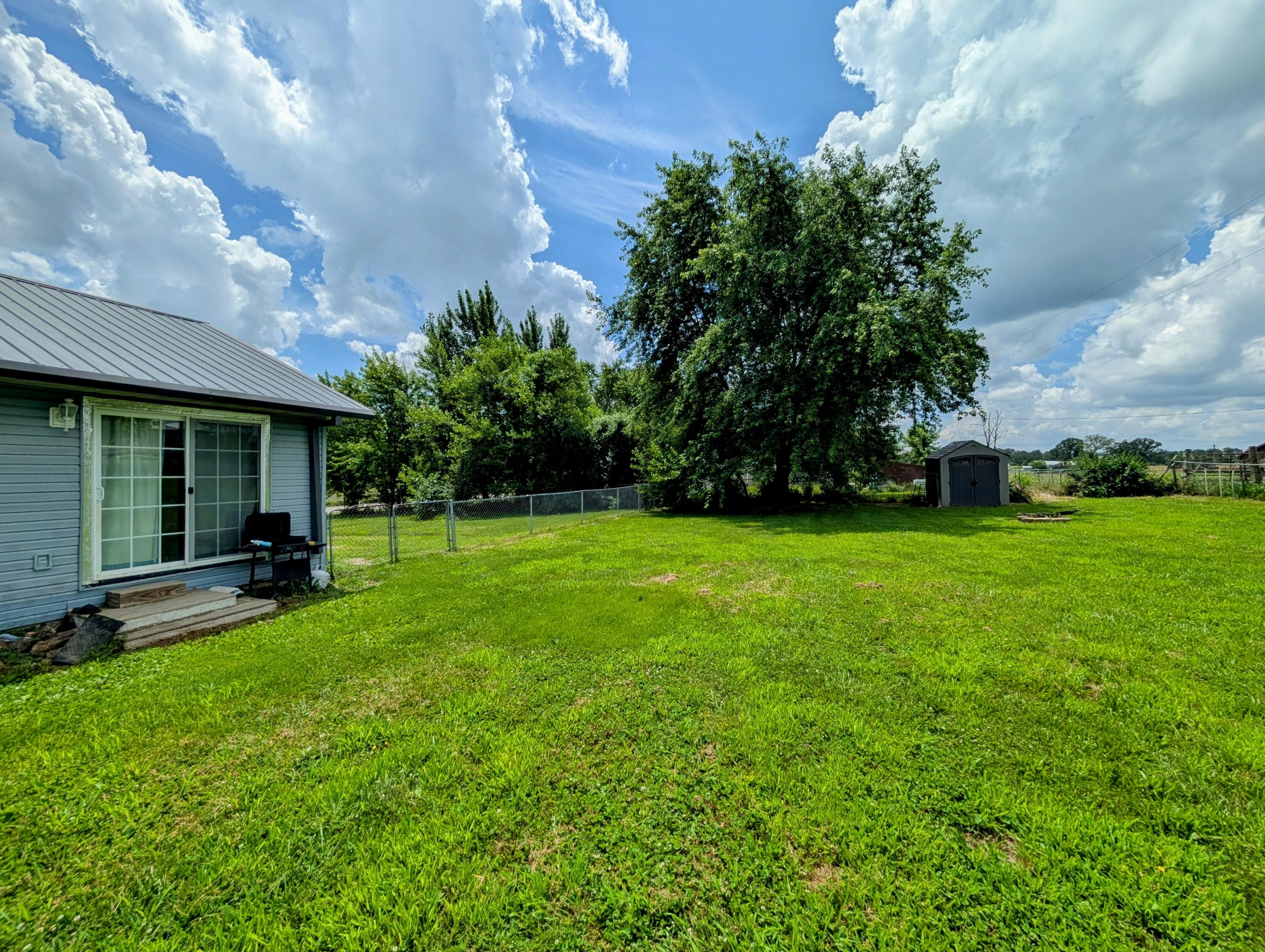 403 South Shiloh Avenue Property Photo 12