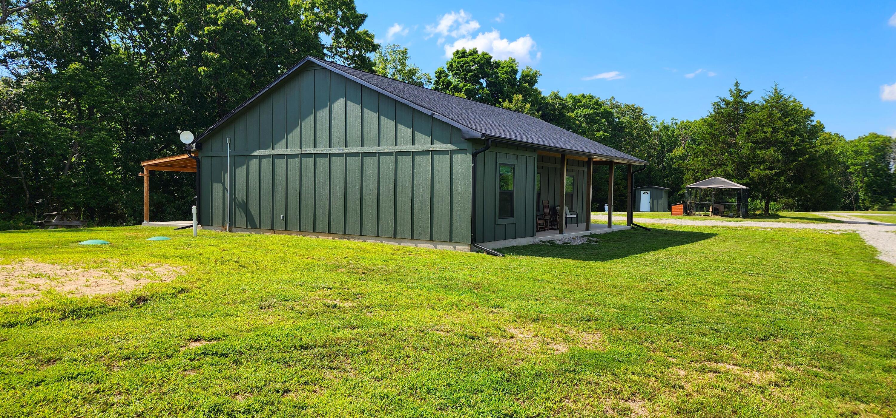 833 County Road 137 Property Photo 23