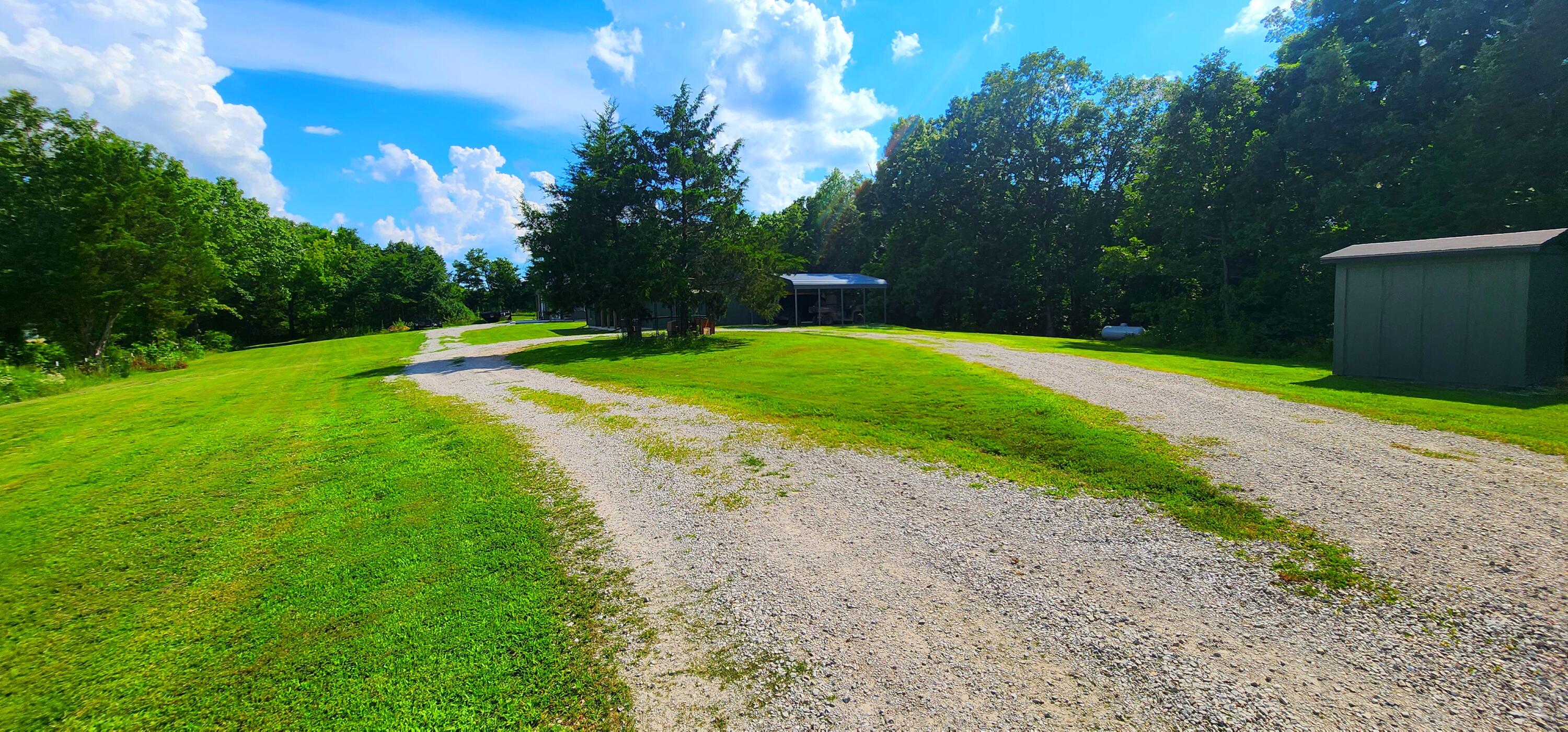 833 County Road 137 Property Photo 32