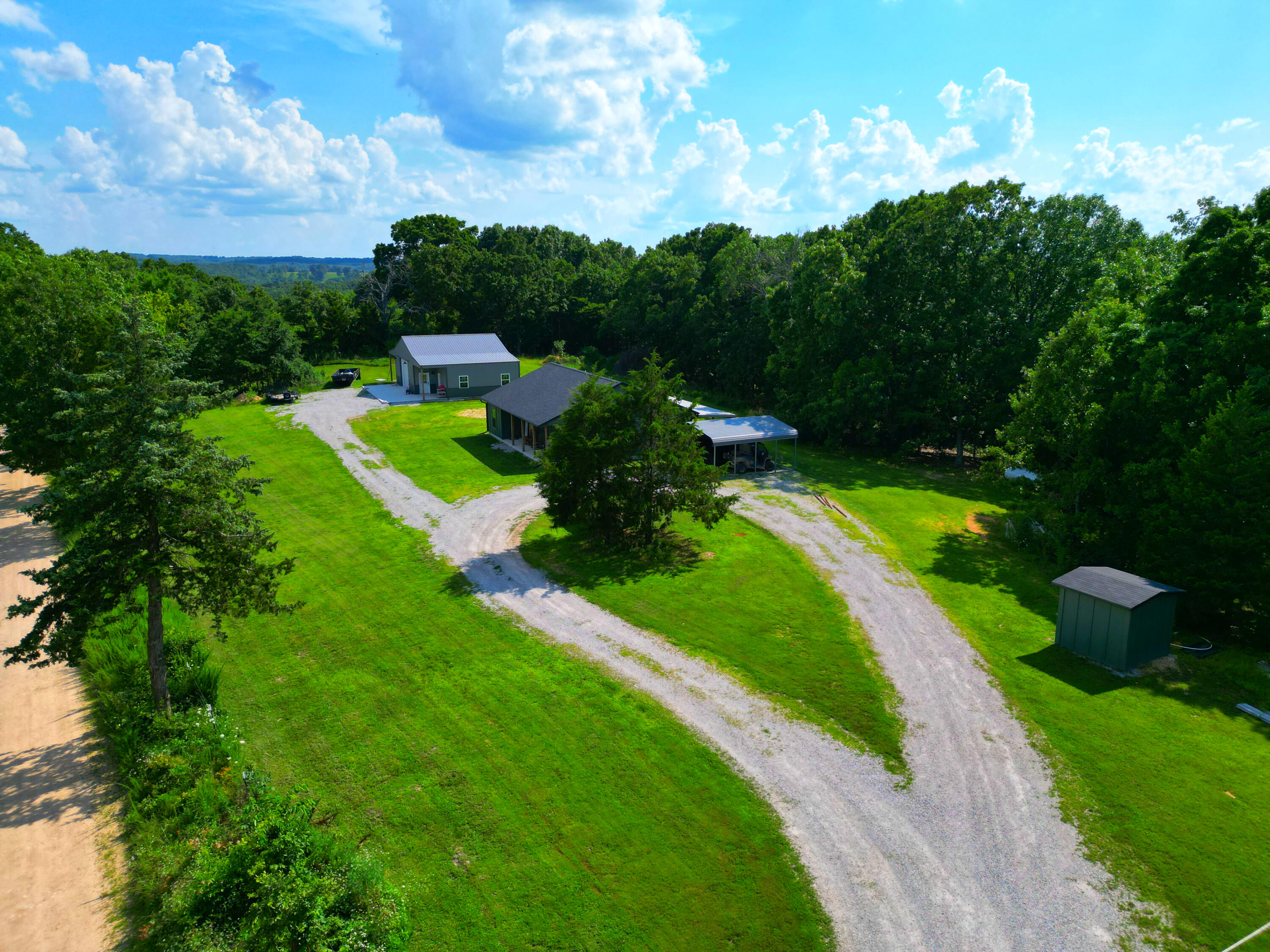 833 County Road 137 Property Photo 49