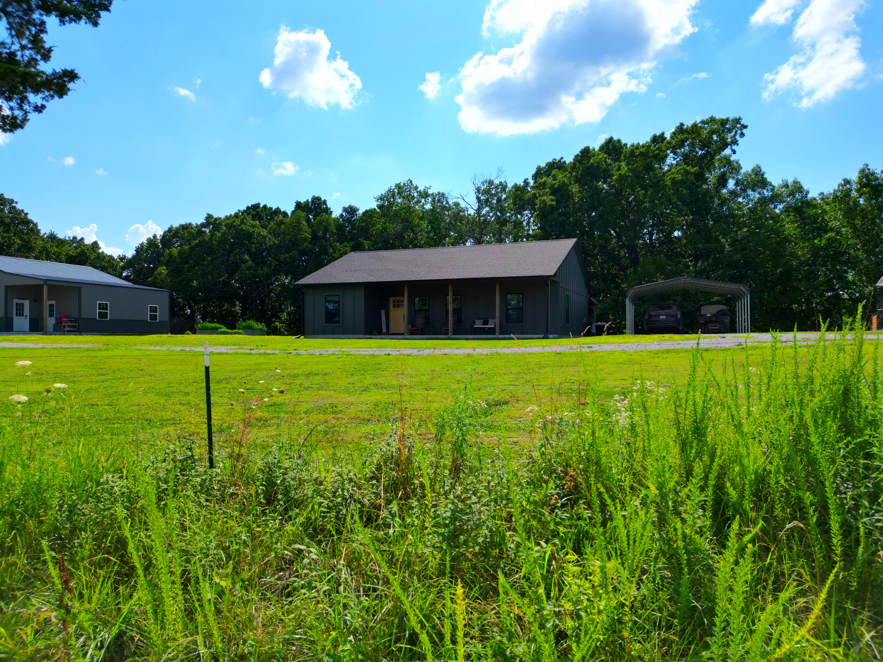 833 County Road 137 Property Photo 56