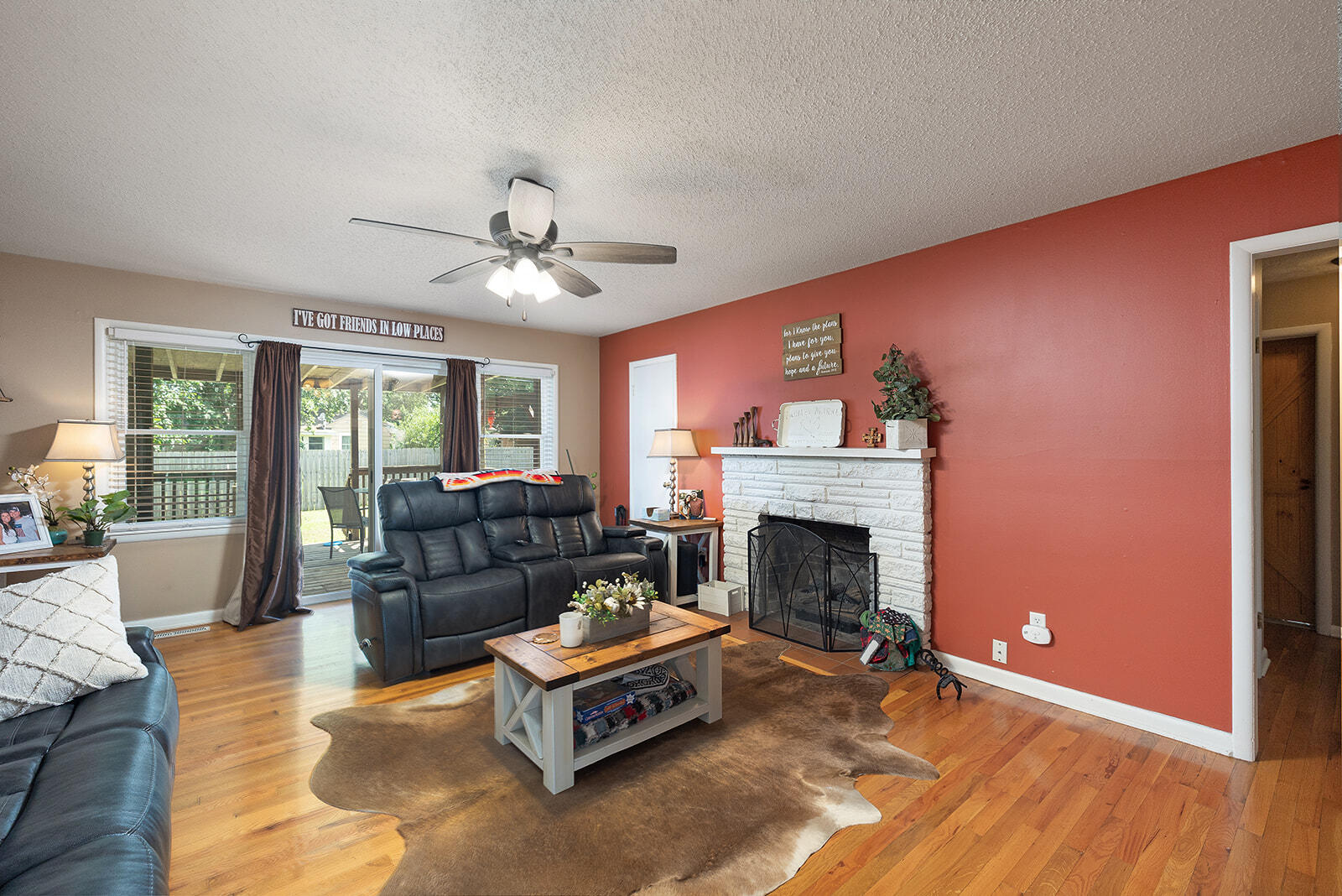 1704 East Latoka Street Property Photo 4