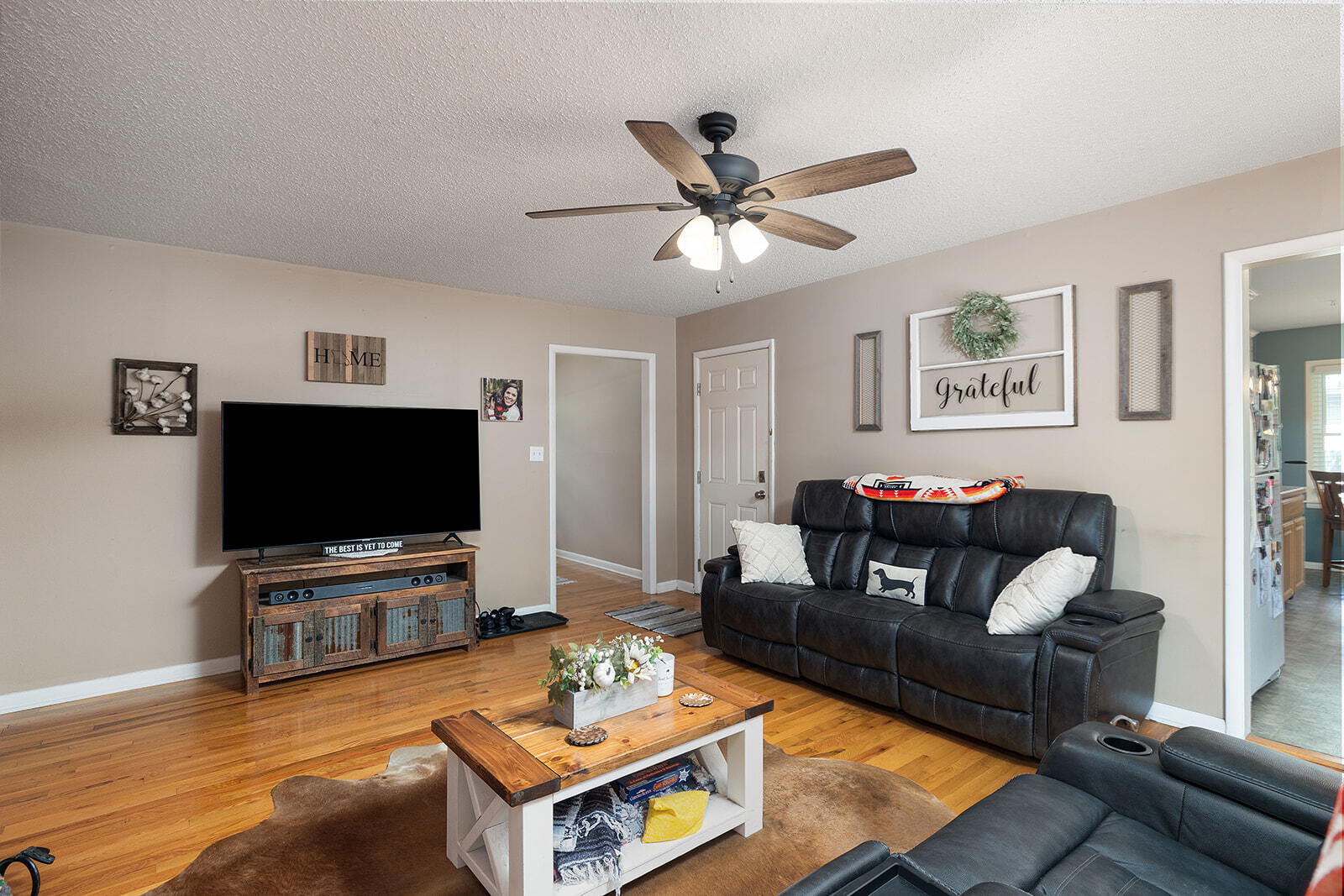 1704 East Latoka Street Property Photo 6