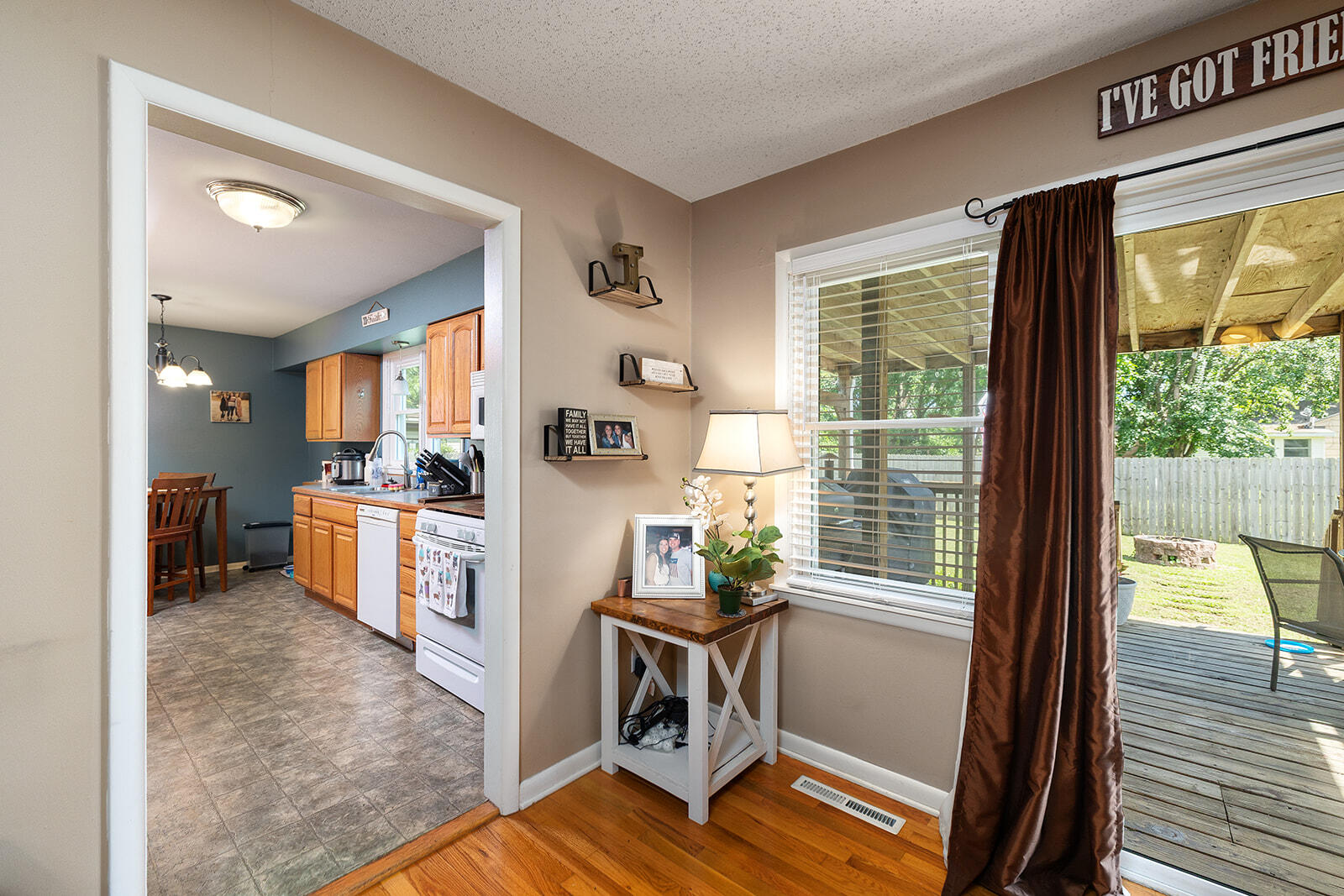 1704 East Latoka Street Property Photo 8